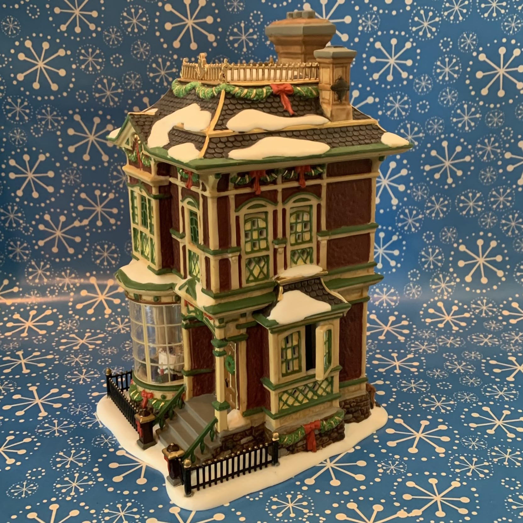 Amazon.com: Department 56 Dickens Village Vicotrian Family