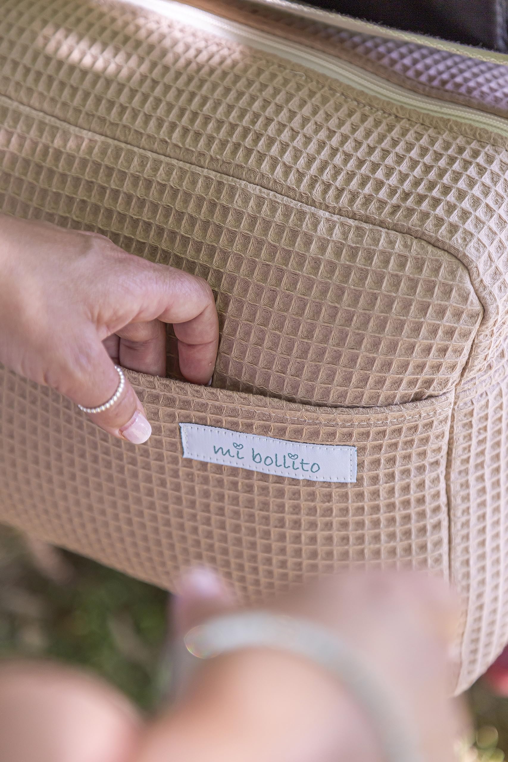 Sac de rangement pratique, élégant et multifonctionnel de grande capacité. Produit fabriqué en Espagne (marron pastel)