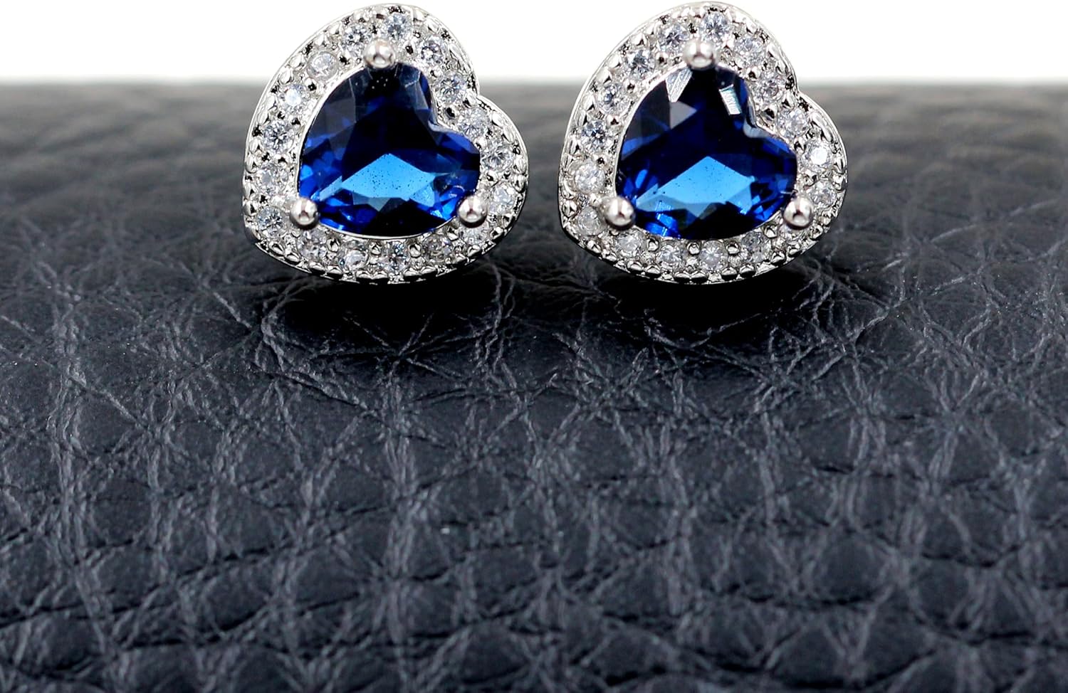 White Gold Plated Heart-Shape Cubic Zirconia Stud Earrings Crystal Love Heart Halo Post Studs Earrings Set - Image 7