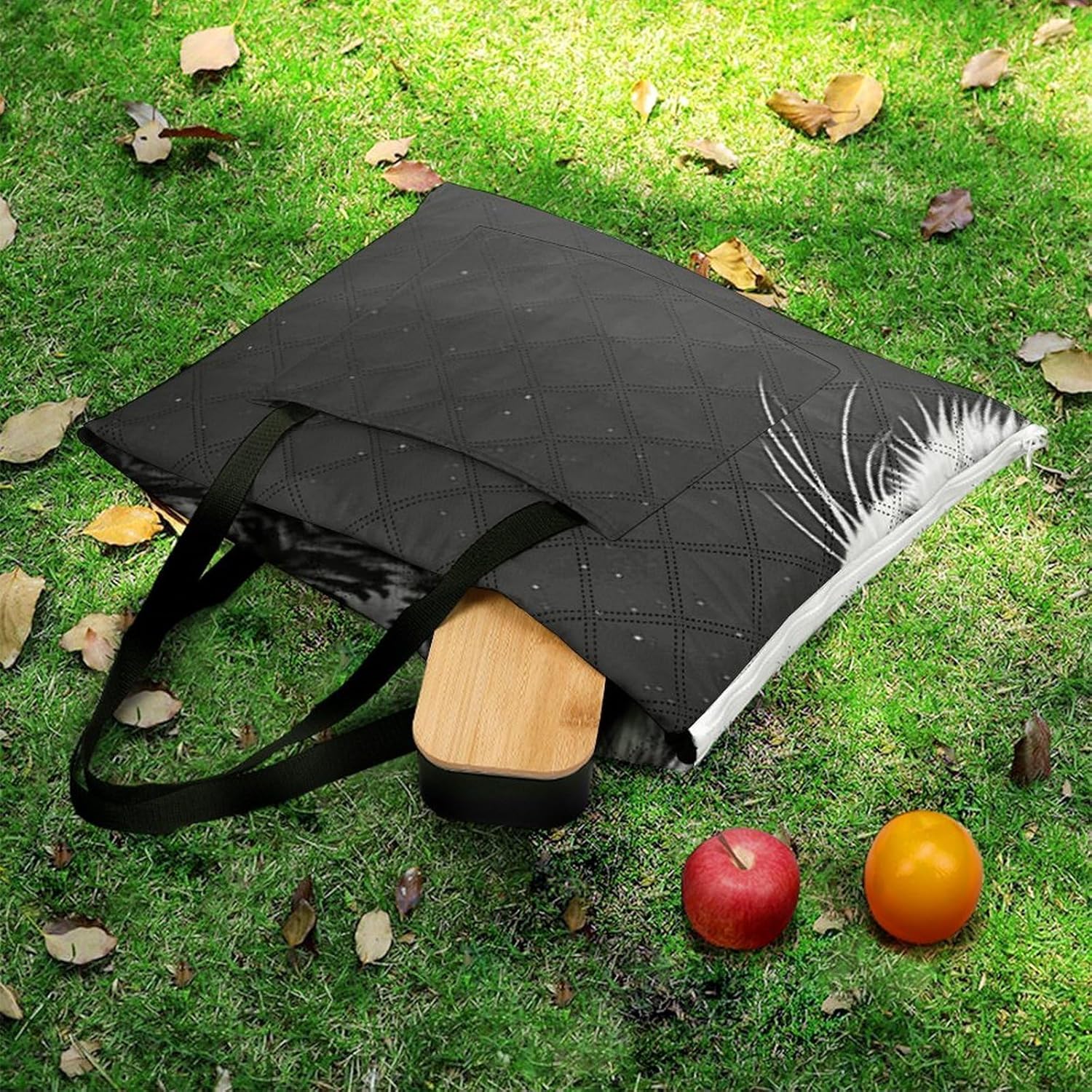 Cool Lion and Star Picnic Blanket 150x150cm, Foldable 2-in-1 Picnic Mat and Tote Bag Portable Waterproof Beach Mat Sandproof Outdoor Blanket for Park, Hiking, Beach, Camping, Travel