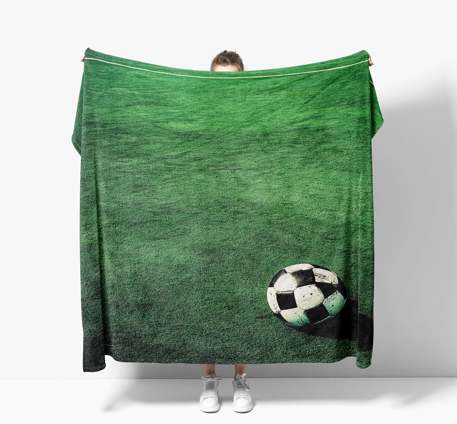 Couverture polaire football 130x170 cm pour des soirées match chaleureuses sur le canapé