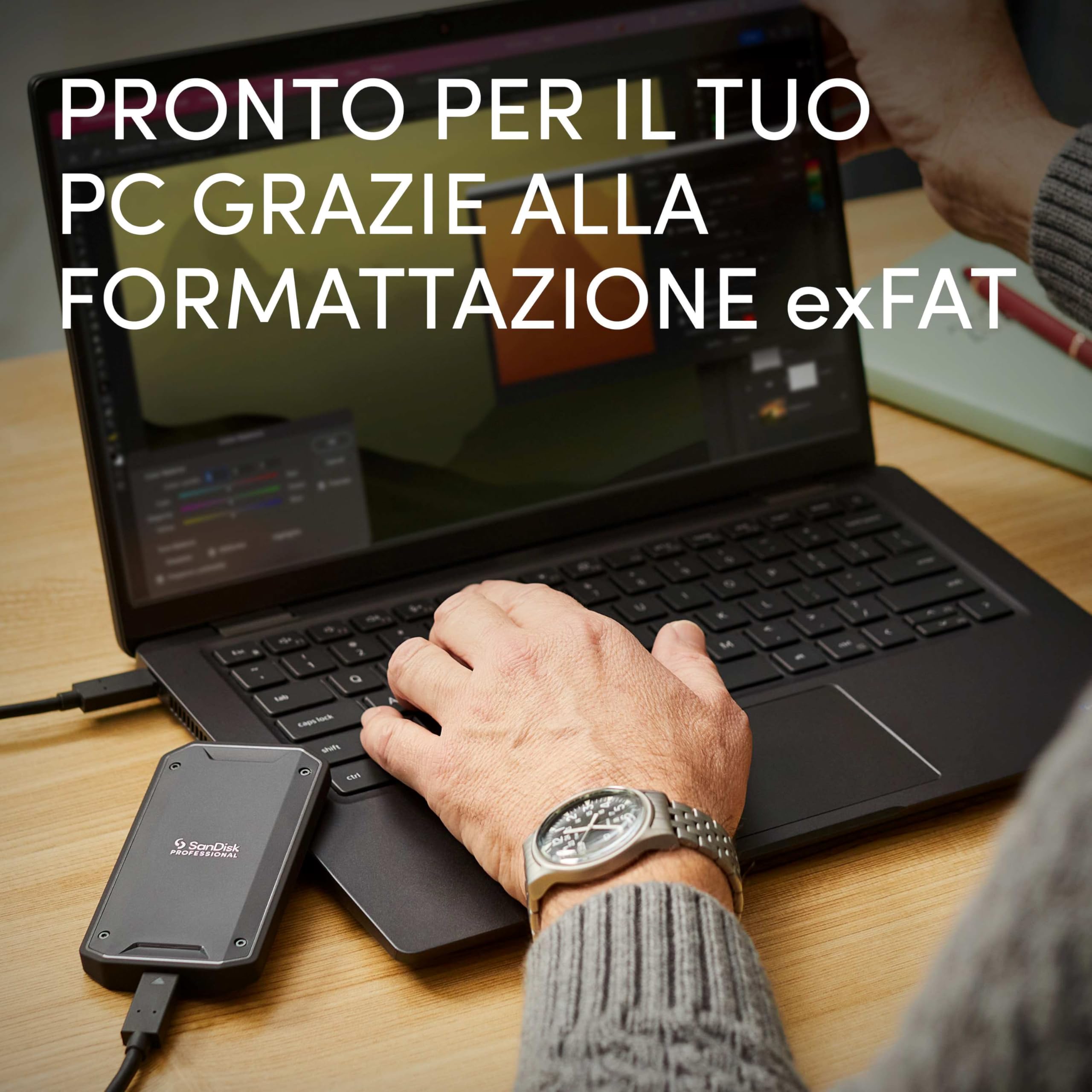 SanDisk Professional 4 TB SSD PRO-G40, fino a 3000 MB/s, unità a stato solido esterna, Thunderbolt 3 (40 Gbps), USB-C (10 Gbps) Ultra-robusta resistenza alla polvere/acqua IP68. Formattato exFAT