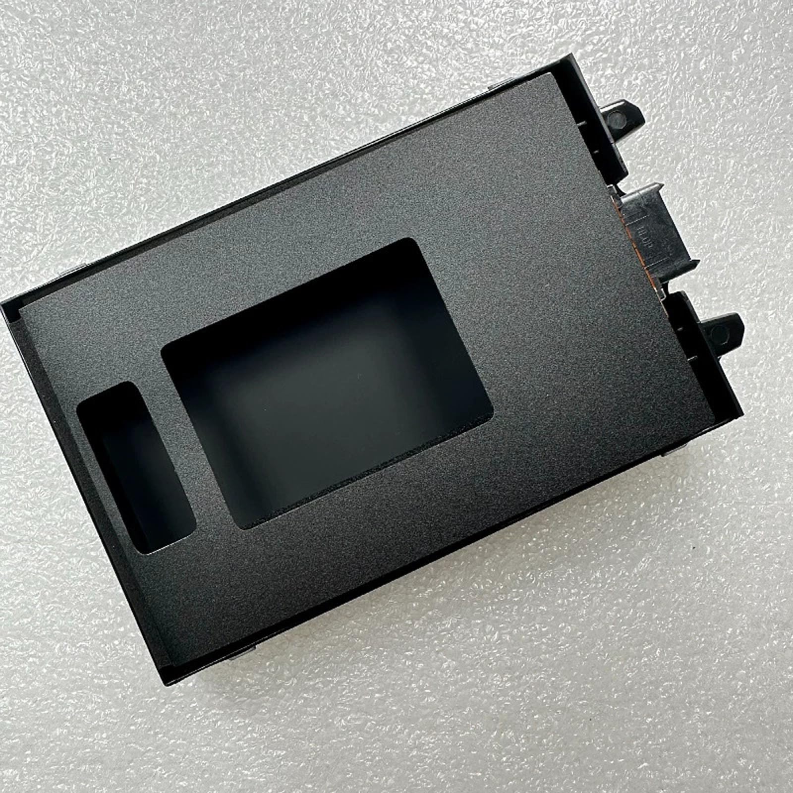 Contenitore per disco rigido antipolvere con interfacce multiple e controllo stabile della temperatura per custodia per disco rigido antiurto CF19