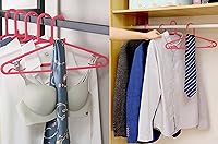 Vista 4 de Paquete de 50 perchas de plástico, perchas ligeras y duraderas con ganchos de tamaño estándar en forma de G y perchas antideslizantes para uso Rosa