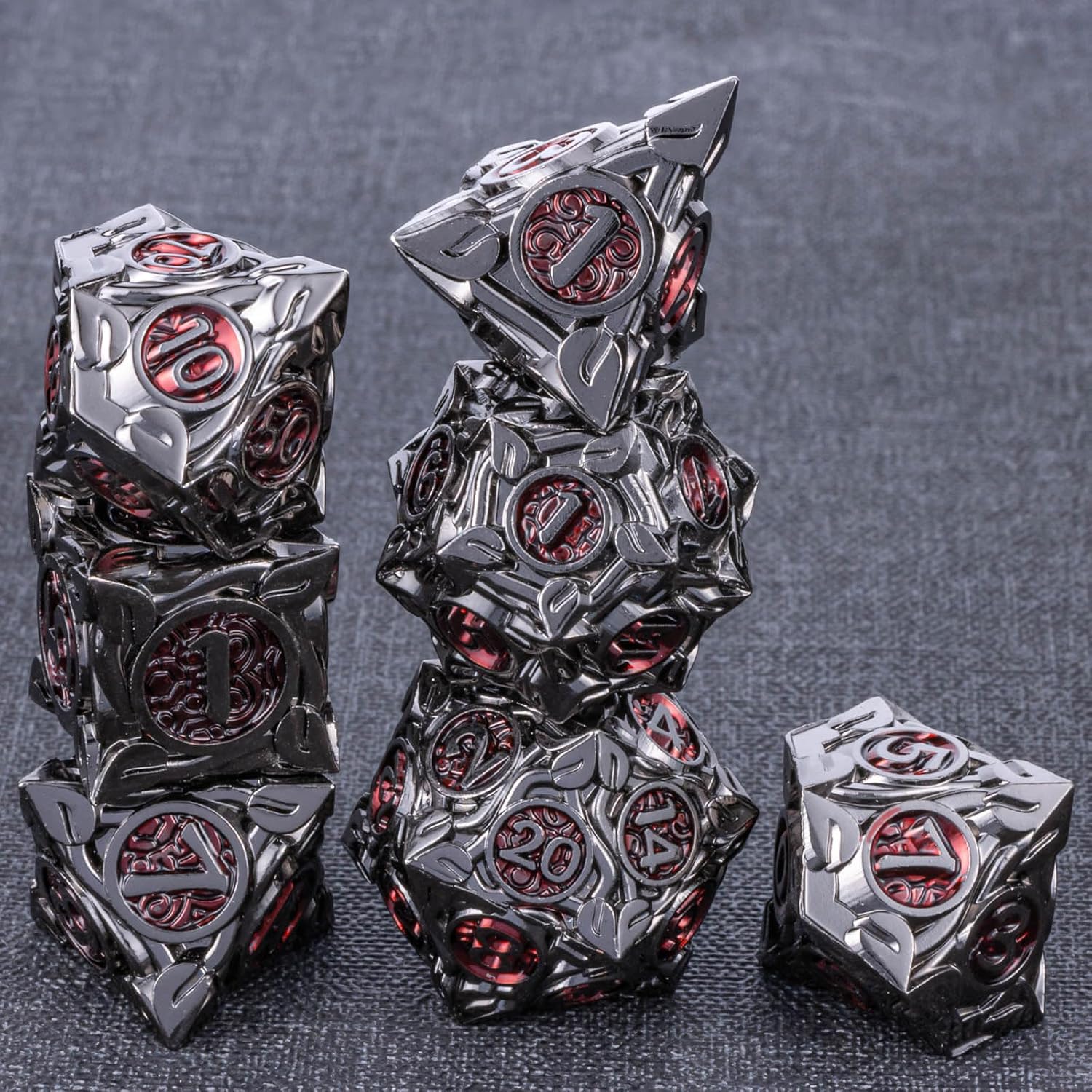 KERWELLSI Metal DND Dice Set D&D, 7Pcs Nature Vines Leaf Role Playing Dice with Gift Box, Black Red Dungeons Dragons D and D Game Dice D20 D12 D10 D8 D6 D4