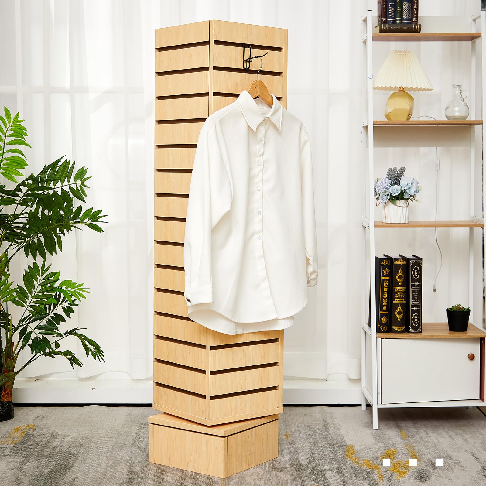 ABERLOUR（アベラワー）ディスプレー台 Amazon.com: Beeveer Slatwall Tower Rotating 4 Sided Retail