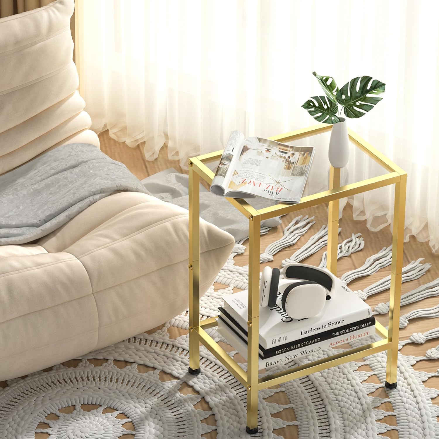 Gold Side Table, Tempered Glass End Table, 2-Tier Nightstands with Open Shelves, Small Coffee Table with Modern Style, Accent Table Small Table Sofa Table for Living Room, Bedroom