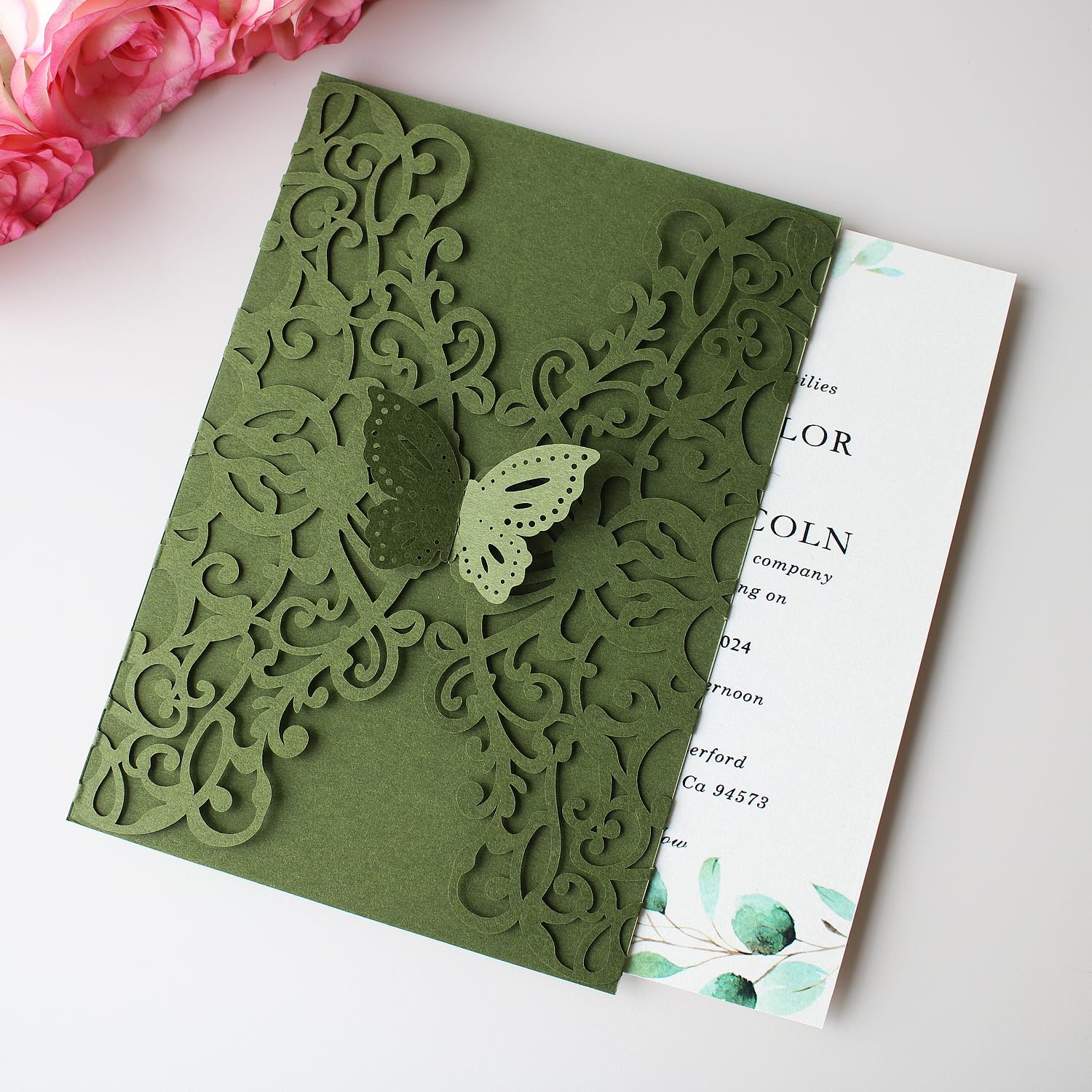 Quinceanera Einladungs-Set, olivgrün, lasergeschnitten, 13 x 18 cm, hohl, Blumen- und Schmetterlingseinladungen für Hochzeit, Quincenera 15 Anos Einladung (blanko), 50 Stück