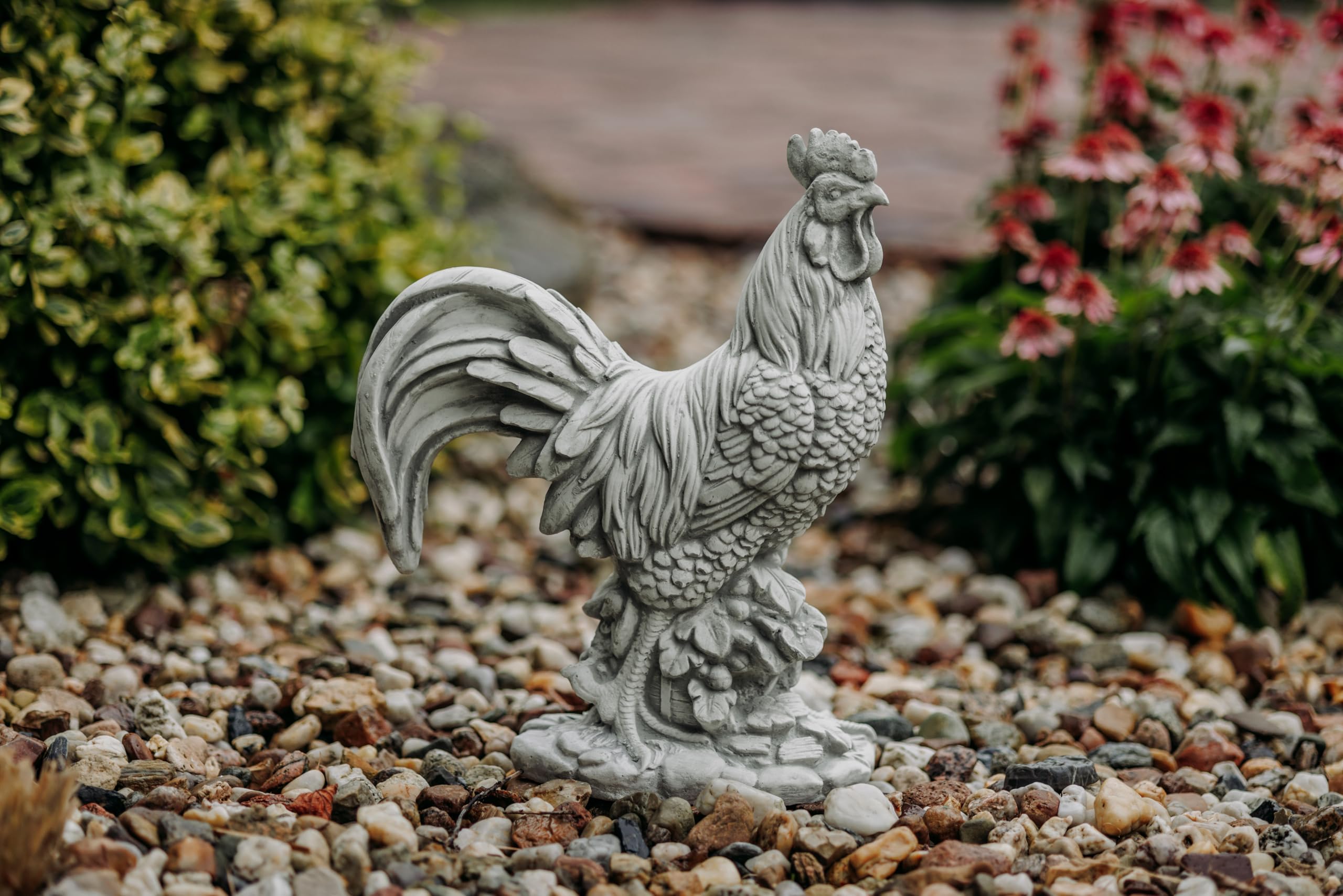 Steinfigur Huhn Mit Prächtigem Gefieder – 35 Cm Hoch, 13 Kg, Frostsicher Für Den Garten