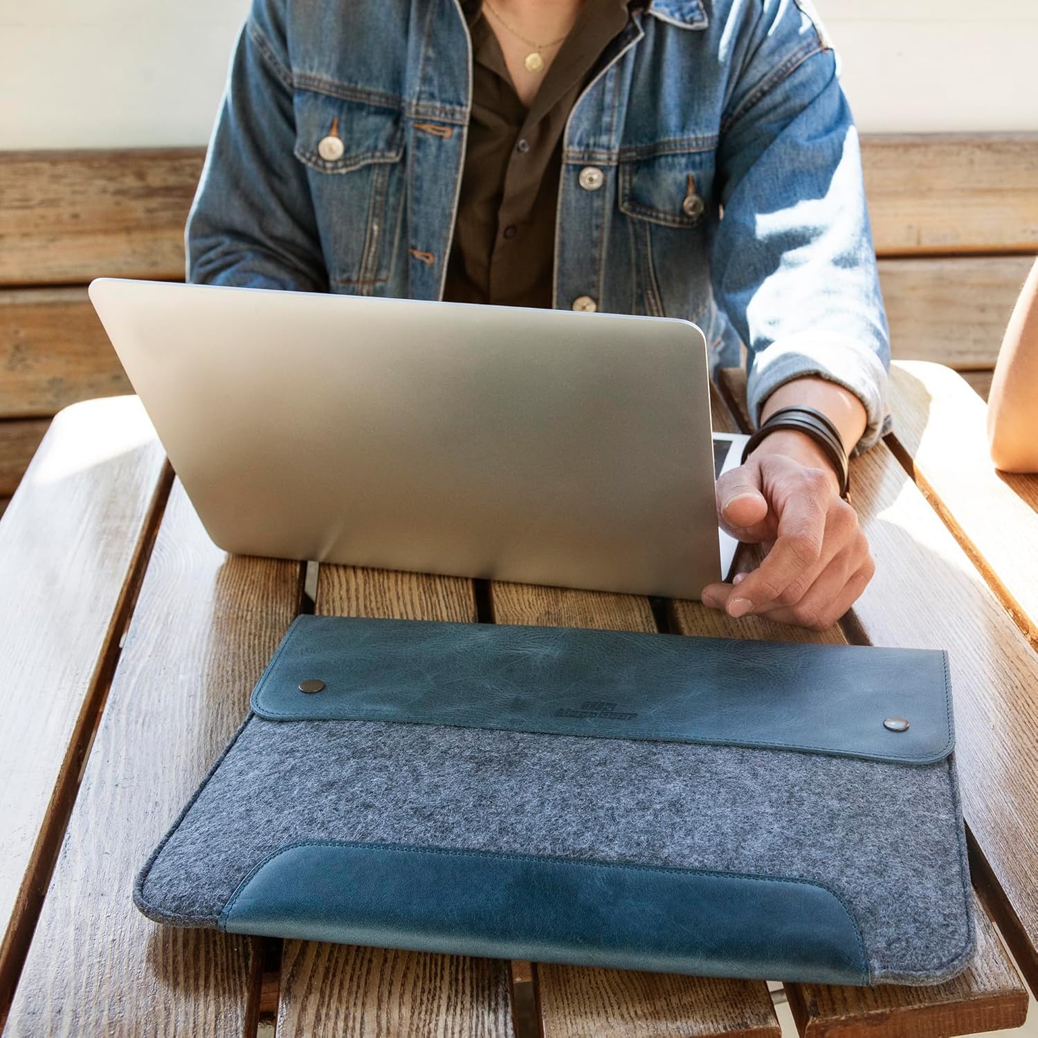 MegaGear Genuine Leather & Fleece Case Compatible with MacBook Pro 14 (M5, M4, M3, M2, M1) & MacBook Air 13.6, 13 (M5, M3, M2, M1) - 13-14 Inch, 2020-2026 - Brown