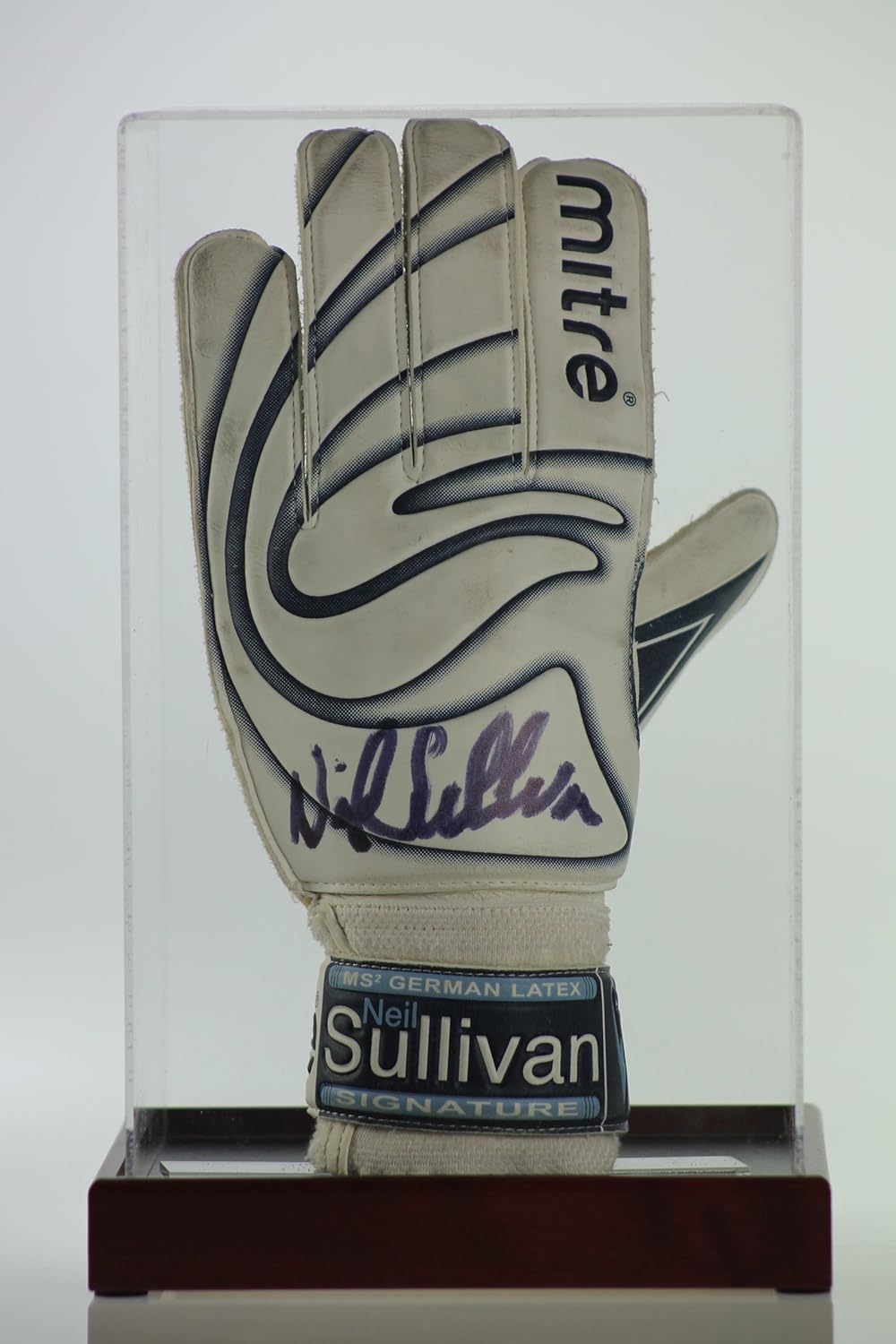 SIGNED GOALKEEPER GLOVE DISPLAY CASE Amazon.co.uk Sports & Outdoors