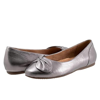 SoftWalk Sofia Women