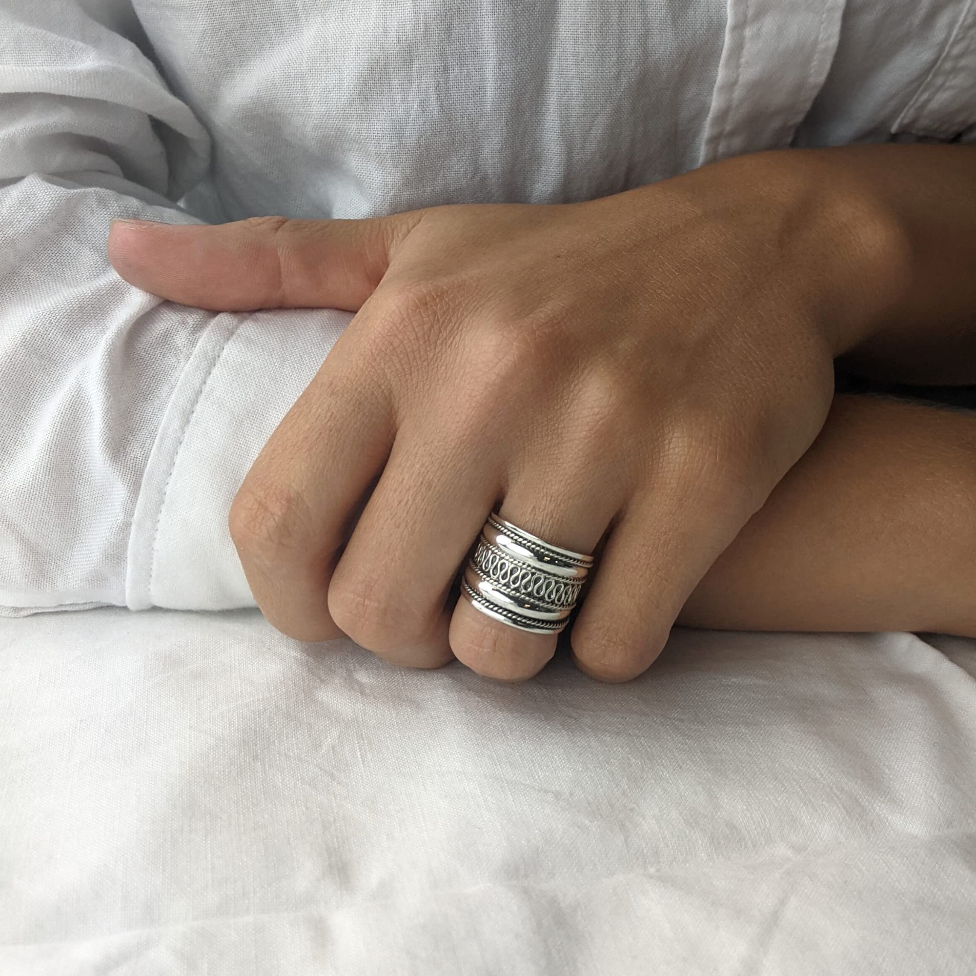 Silverly Daumenringe für Damen | 15,3mm Breite Sterlingsilberringe im Seildesign | 925 Silber Klobiger Herrenring | Bali-Schmuck mit Schriftrollen | Bohemian I Love You Geschenke für Sie und Ihn