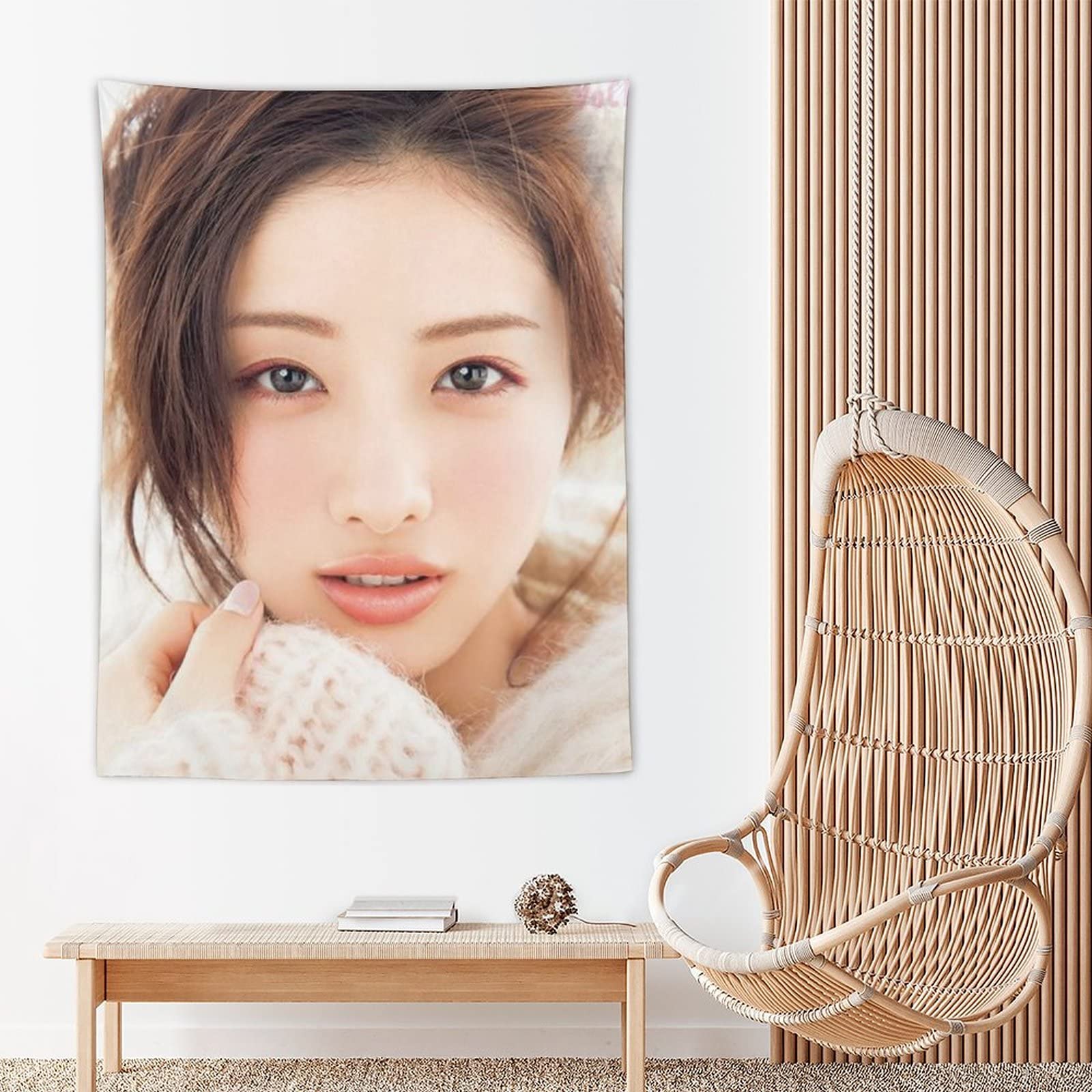 石原さとみ/タペストリー Amazon｜石原聰美 石原さとみ タペストリー 写真の背景ライブ