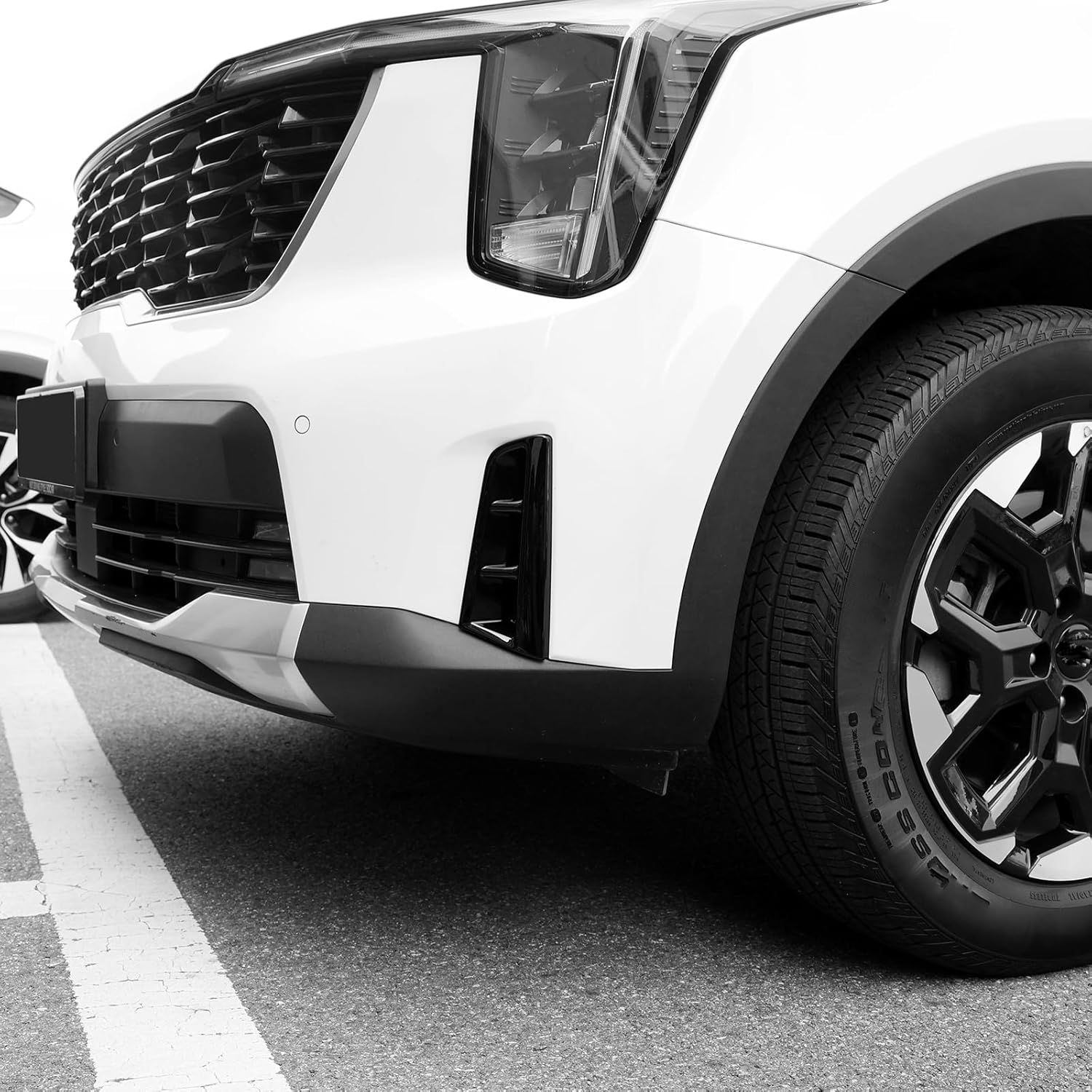 YOUTOOCAR 2PCS Front Fog Light Trim Covers Compatible with Kia Sorento 2024-2026 Accessories (Glossy Black)