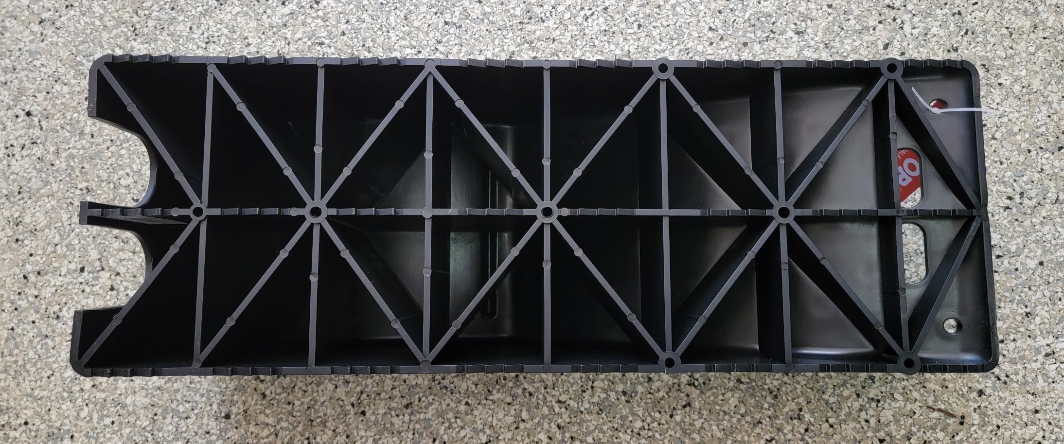 VEVOR 20000 Lbs/9 Ton Vehicle Service Ramp – Single Ramp, Black Polypropylene, 24" Long