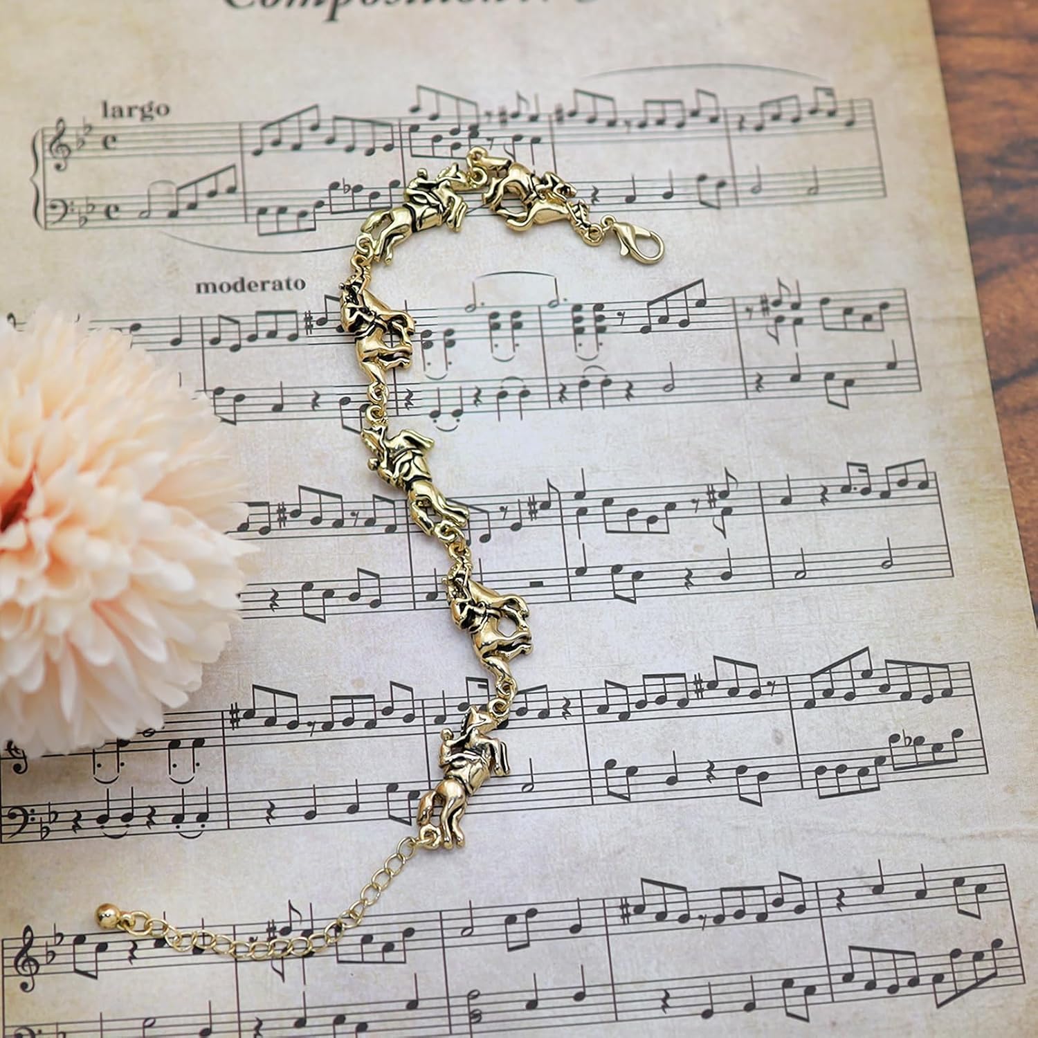 RechicGu Vintage Horse Racing Charms Cuff Bracelet Bangle - Funny Derby Jewelry for Women, Gift for Western Cowboy Cowgirl Equestrian Fan