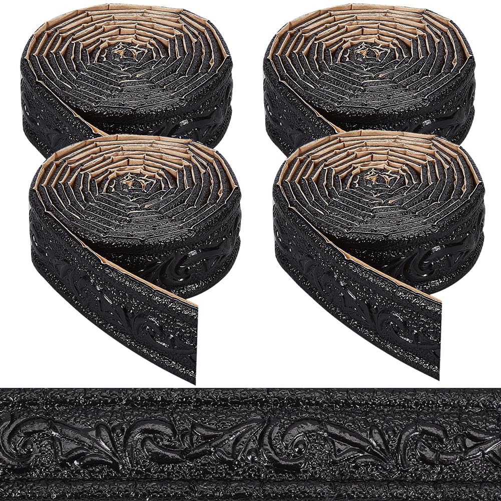 Garniture de plinthe flexible noire pour rénover un mur abîmé