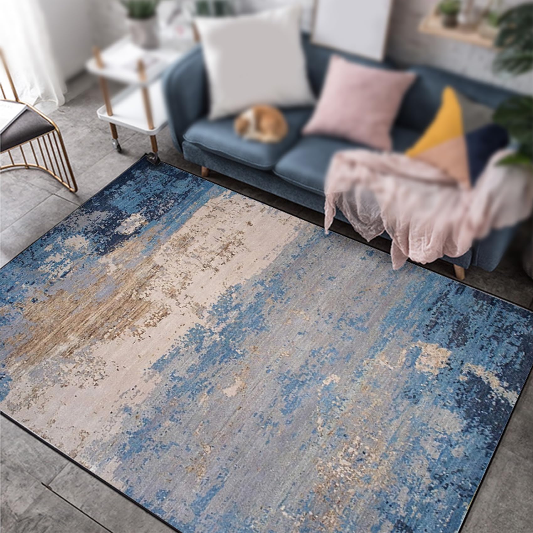 Tapis poil court salon pour réchauffer une salle à manger moderne