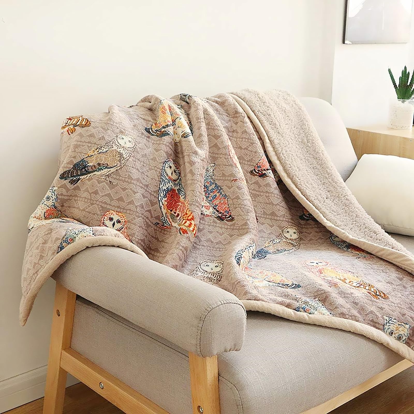 Ukeler Flannel Sherpa Throws 50'' x 60'' - Cute Colorful Owl Design Soft Plush Flannel Blanket Throws for Bed/Couch/Sofa/Office/Camping - Image 3