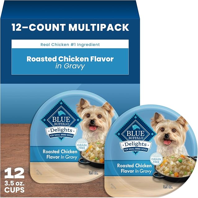 Blue Buffalo Divine Delights Nourriture naturelle pour chiens mouillés de petite race, goût de poulet de la Rotisserie dans le gras affectueux 99g (Boîte de 12)