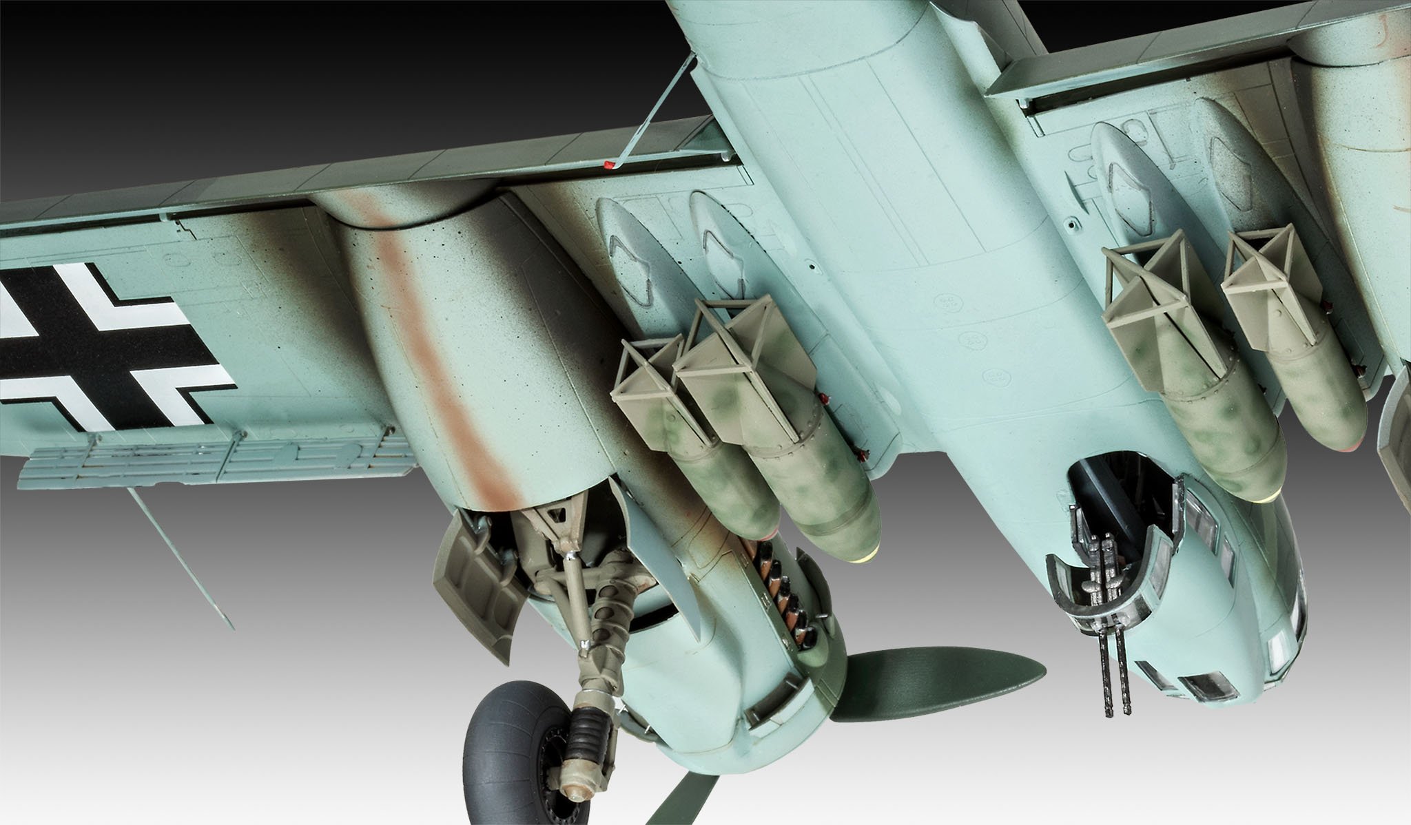 Amazon | ドイツレベル 1/48 ドイツ空軍 ユンカースJu88 A-4  