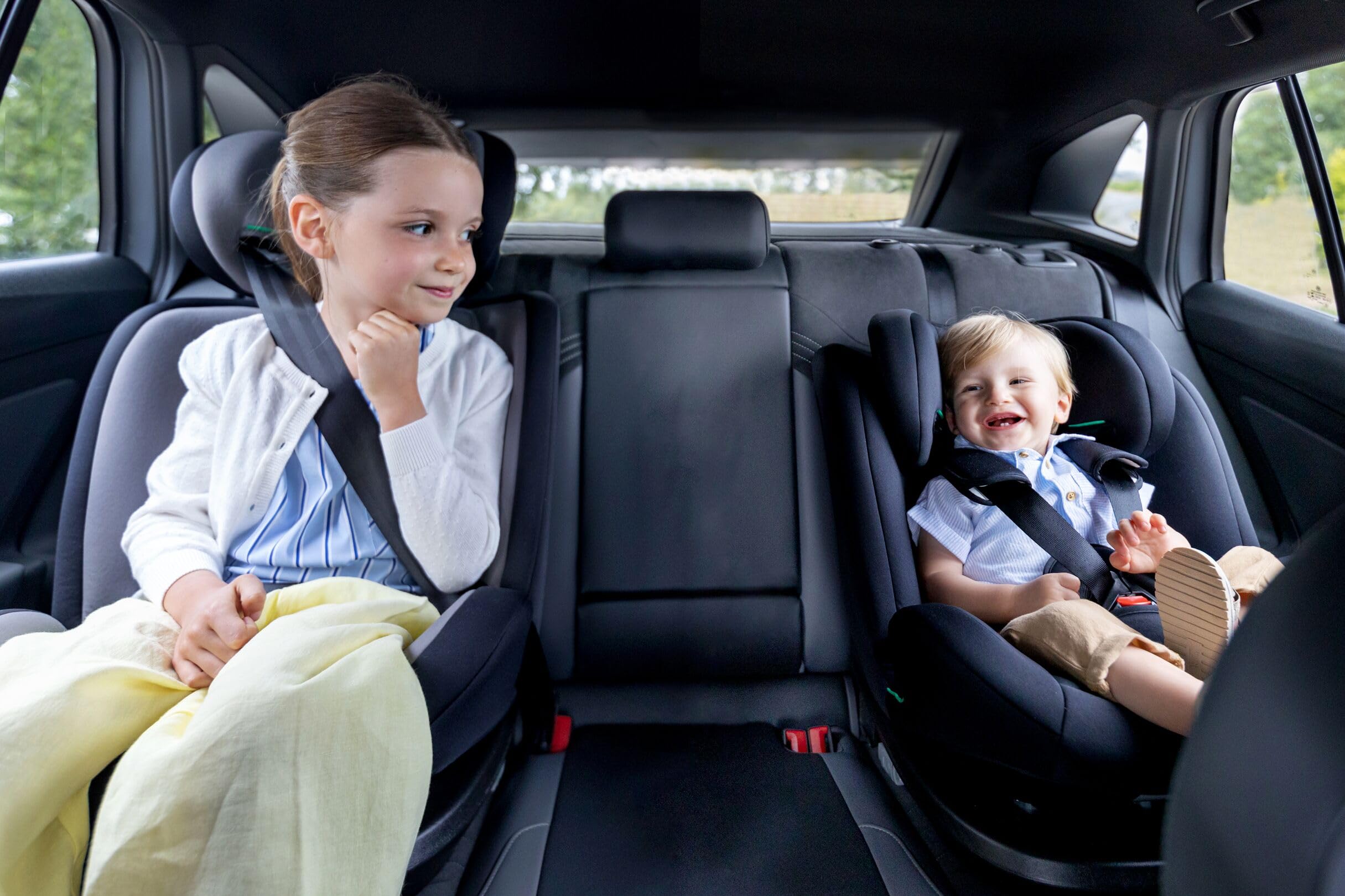 Bebeconfort Apollo i-Size Silla de coche, ISOFIX, Reposacabezas 13 Posiciones, 4 Posiciones Reclinadas, protectores laterales, para niños de 15 meses a 12 años, 9-36 kg, 76-150 cm Mineral Black