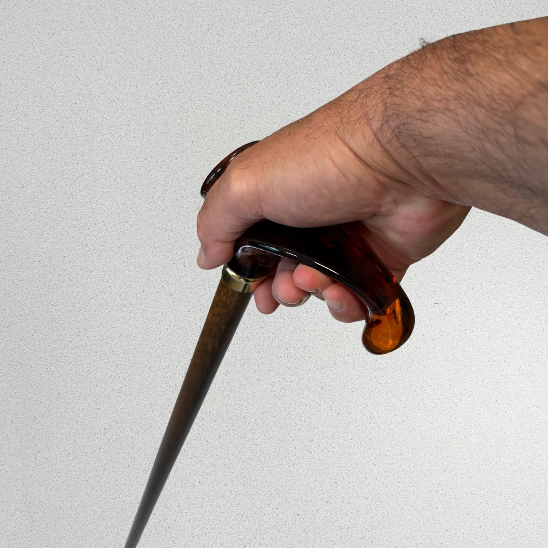 Bastone da passeggio con manico anatomico parte per mani