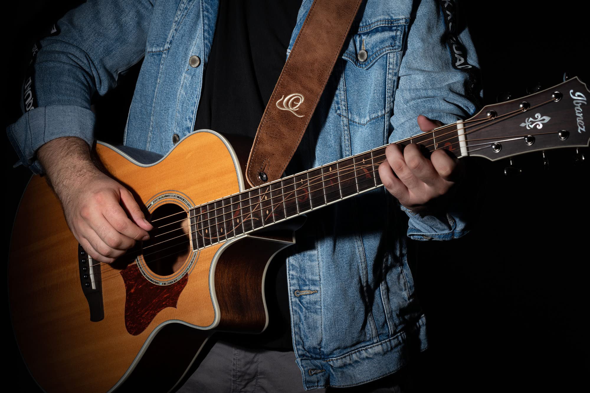 Ortega Guitars Adjustable Guitar Strap, Acoustic Guitar / Bass, Electric Guitar / Bass, Suede Series, Suede Leather - Image 4