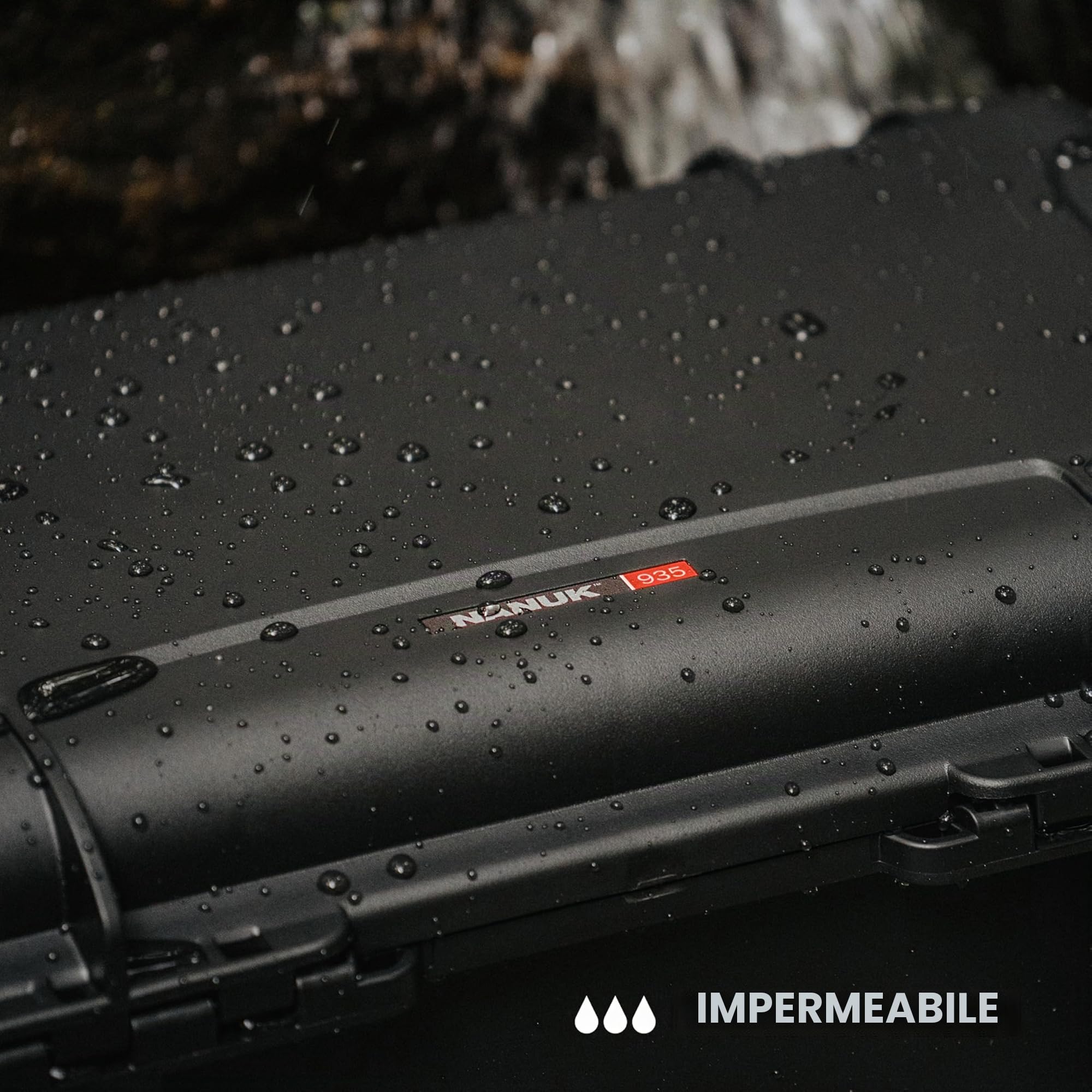 NANUK 935 - Valigia rigida impermeabile per fotocamera (vuota), 56 x 36 x 23 cm - Antipolvere e resistente agli urti, bagaglio a mano - Nero