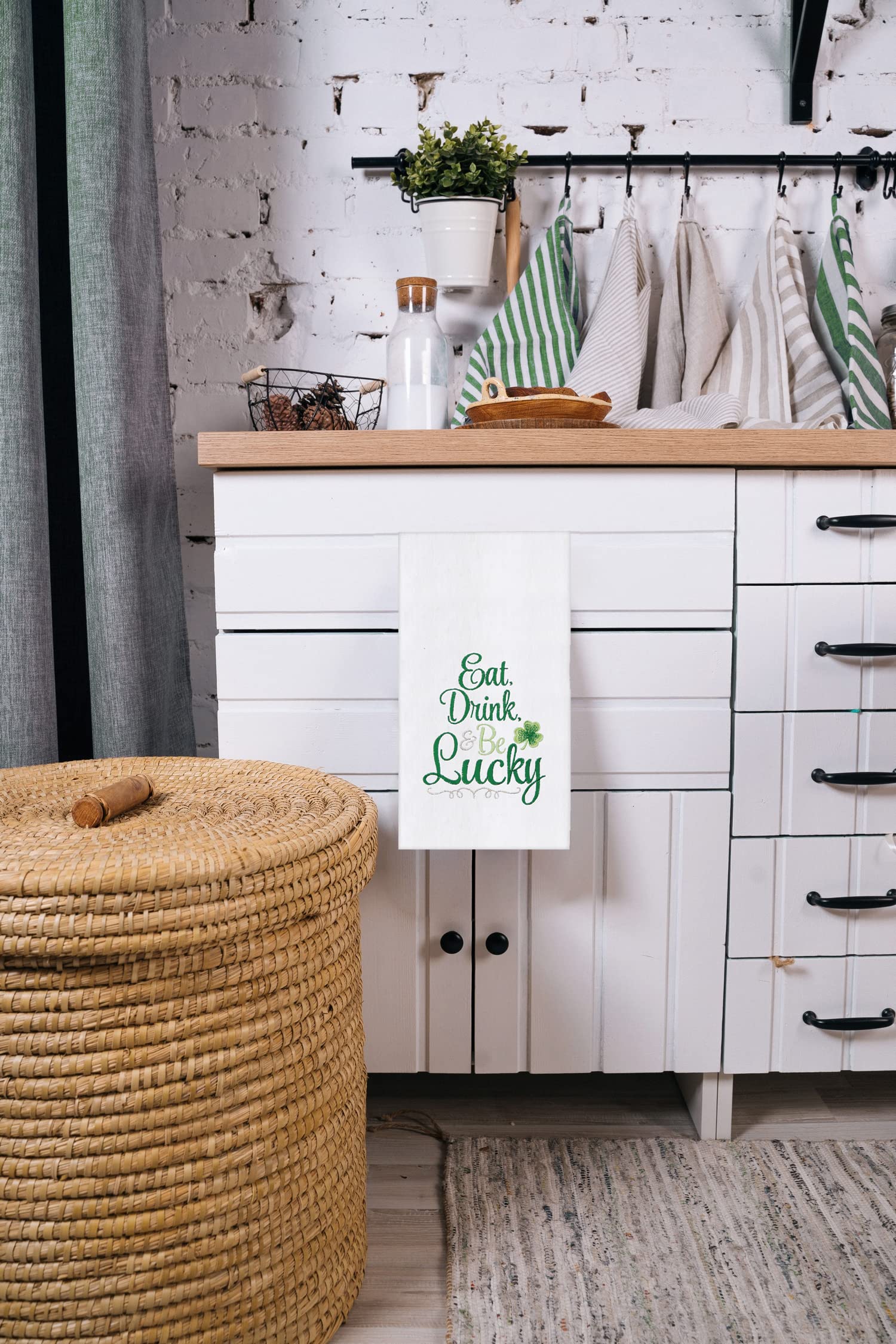 C&F Home St. Patrick's Day Eat Drink & Be Lucky Irish Shamrock Clover Embroidered Flour Sack Kitchen Dishtowel St. Pattys Day Ireland Machine Washable Drying Kitchen Dish Hand Towel Decor Decoration