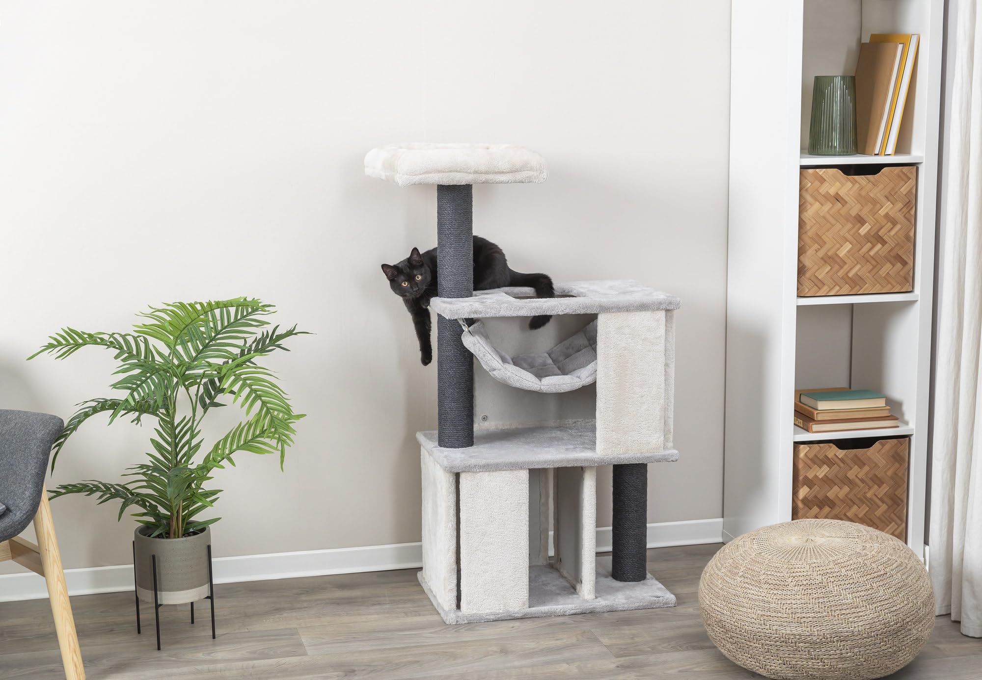 TRIXIE Tiragraffi Juliano 44457 grigio – Tiragraffi multilivello con colonna in sisal, amaca, opzioni per graffiare e giocare, comodo e robusto