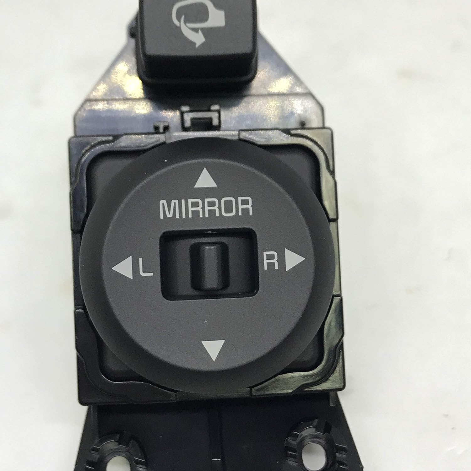 Genuine OEM 93530-1Y100 Switch - Mirror REM Control / 935301Y100 for Kia Morning 11-14