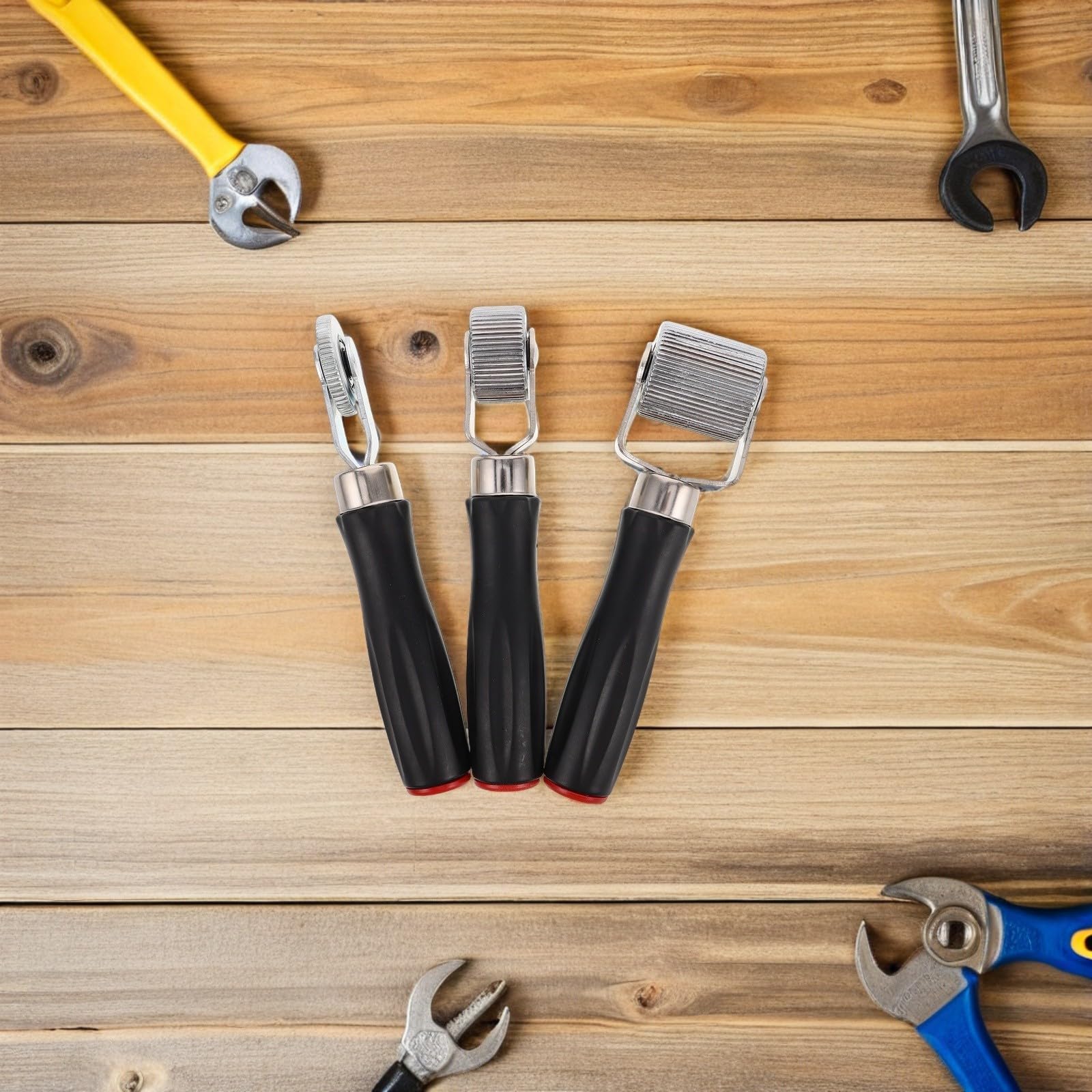 YARNOW 4 Piezas Herramienta para Reparación de Neumáticos Rodillo de Compactación Negro, Material Plástico y Hierro, Fácil para Mantenimiento Diario y Uso de Emergencia en Viajes al Aire