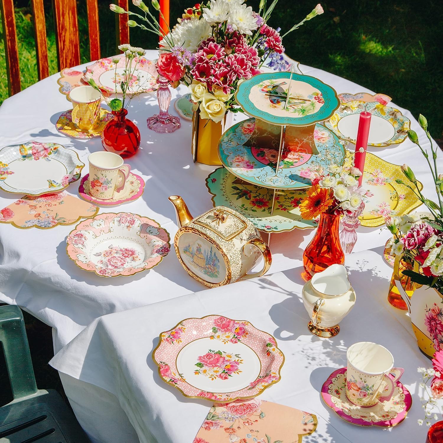 Talking Tables 24 x 7 oz Vintage Floral Paper Tea Cups & Saucer Set, Disposable Tea Cups for Easter, Afternoon Tea Parties, Bridal Shower, Mothers Day, Wedding, Birthday, Birthday Party Decorations