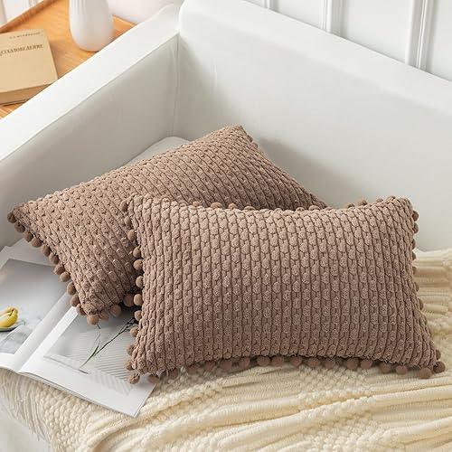 Miniatura 5 de Kevin Textile - Juego de 2 fundas de almohada decorativas lumbares de color marrón claro de 12 x 20 pulgadas con pompones para sofá y cama,