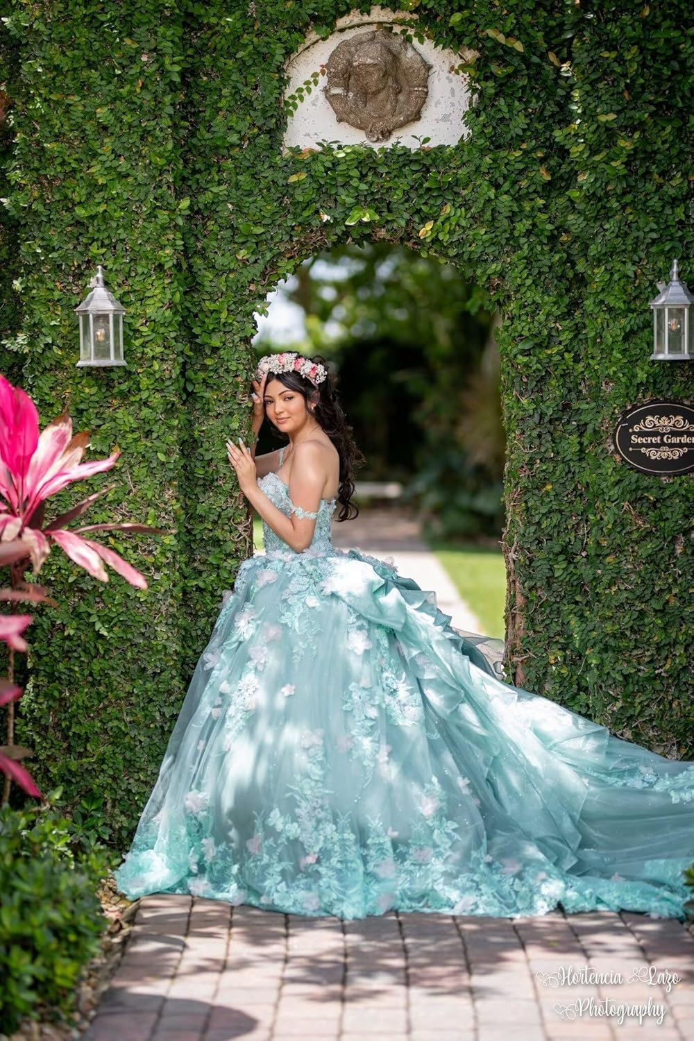 Vestidos de quinceañera con Tirantes Finos y Lazo Tul Brillante Flores 3D y Vestidos de Fiesta de quinceañera. MT040
