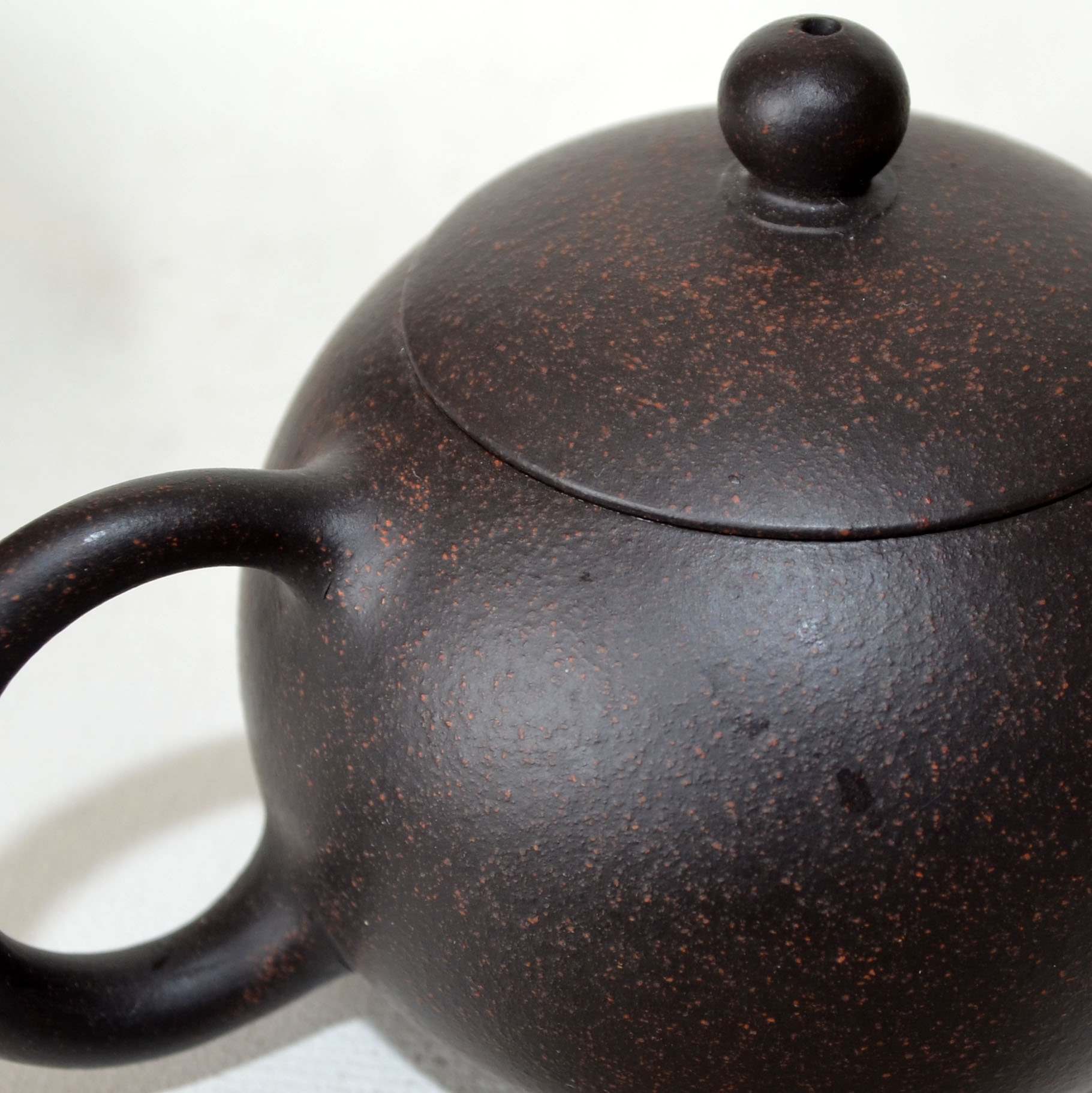 Tetera china Yixing auténtica arena negra Heijingang té Xishi ollas con bolsa de cuerda (s mini)