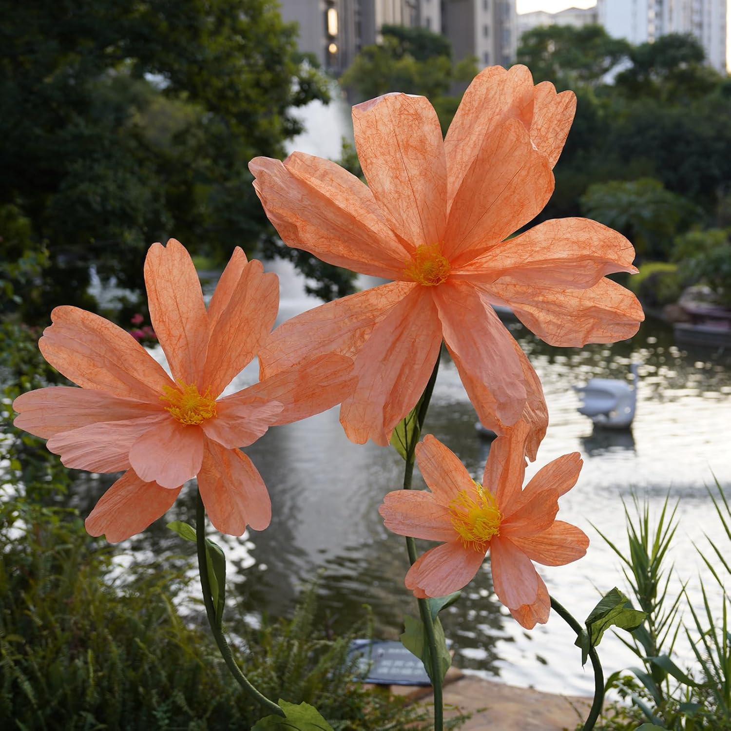 Giant Daisy Paper Flowers for Decoration,Large Artificial Daisy Flowers,Standing Floor Flowers Decor for Parties,Weddings,Baby Showers,Photo Booths,Events,Home Display,Handmade Floral Props - Image 7