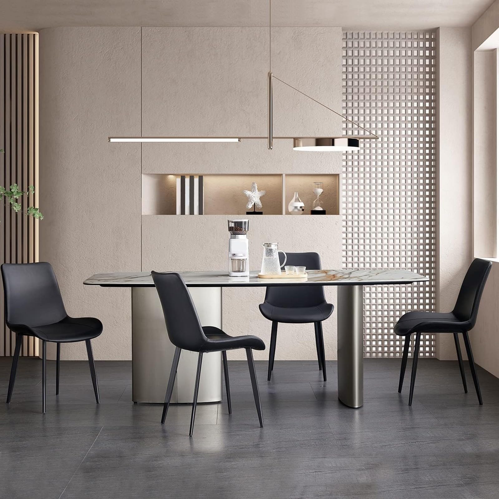Lot de 4 chaises de salle à manger rembourrées – Dossier incurvé confortable, pieds en métal, cuir synthétique pour cuisine et salon, gris foncé
