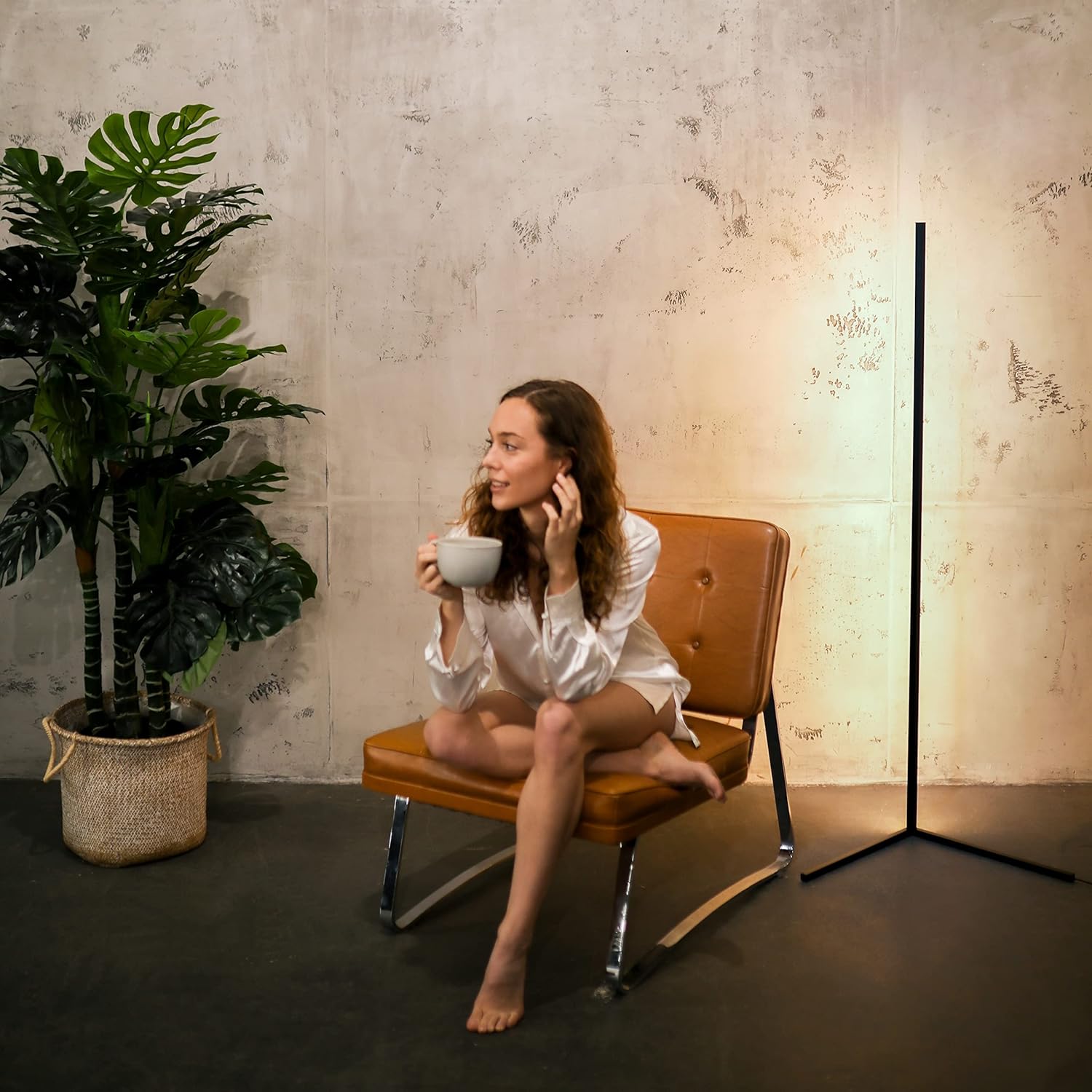 LYCKLY Minimal Lampa u interijeru