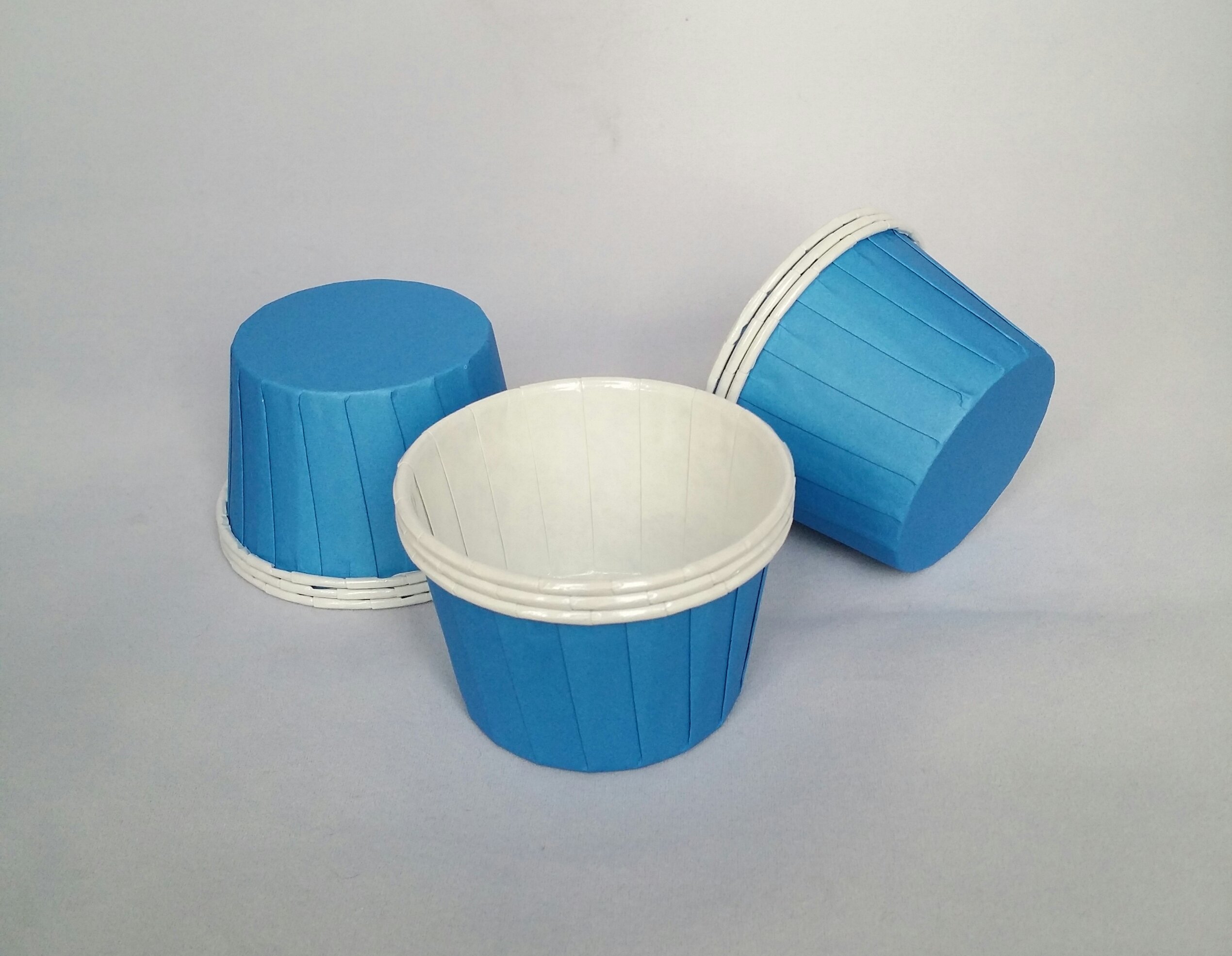 Cups & Cases 72 Pack Navy Pleated Baking Cups Standard Size Cupcake Cases โ image 1