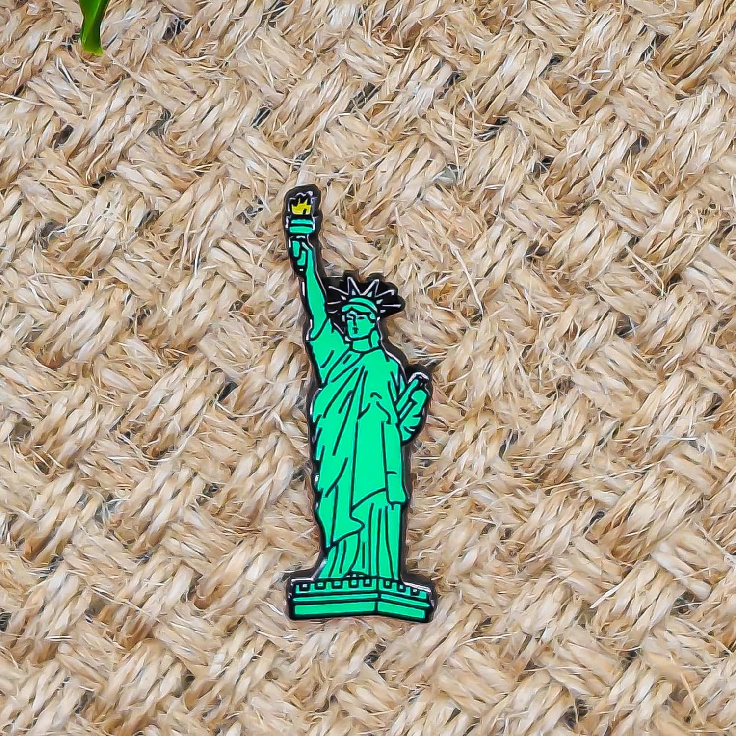 Statue Of Liberty Enamel Pin - Theme Series - Enamel Lapel Pin - Plated Badge for Clothing, Bags, and Lanyards - Image 4