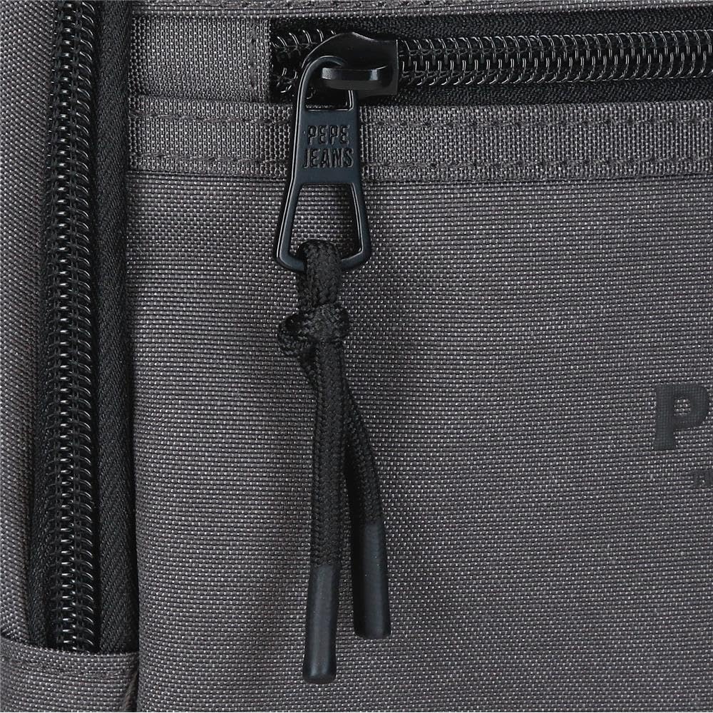 Pepe Jeans Waltford crossbody bag, casual fanny pack made of polyester. By Joumma Bags, Grey, One Size, Medium shoulder bag
