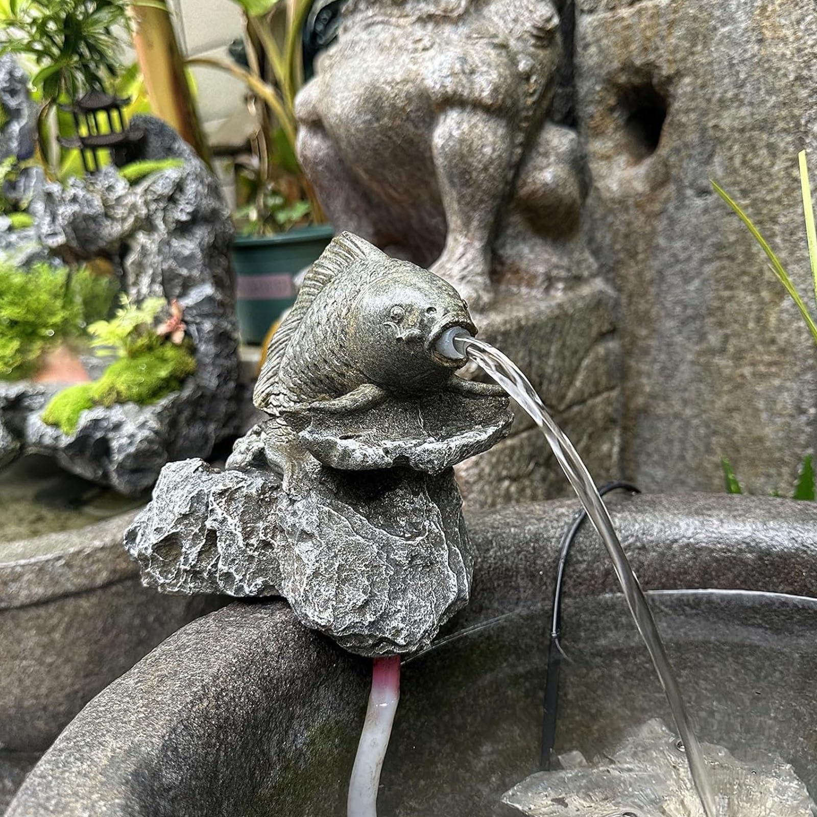Sputacchiera for Laghetto di Piccole Dimensioni, Sputacchiere for Laghetti A Forma di Carpa, Pesci E Animali, Statue for Giochi d'Acqua All'aperto, Acquario con Circolazione