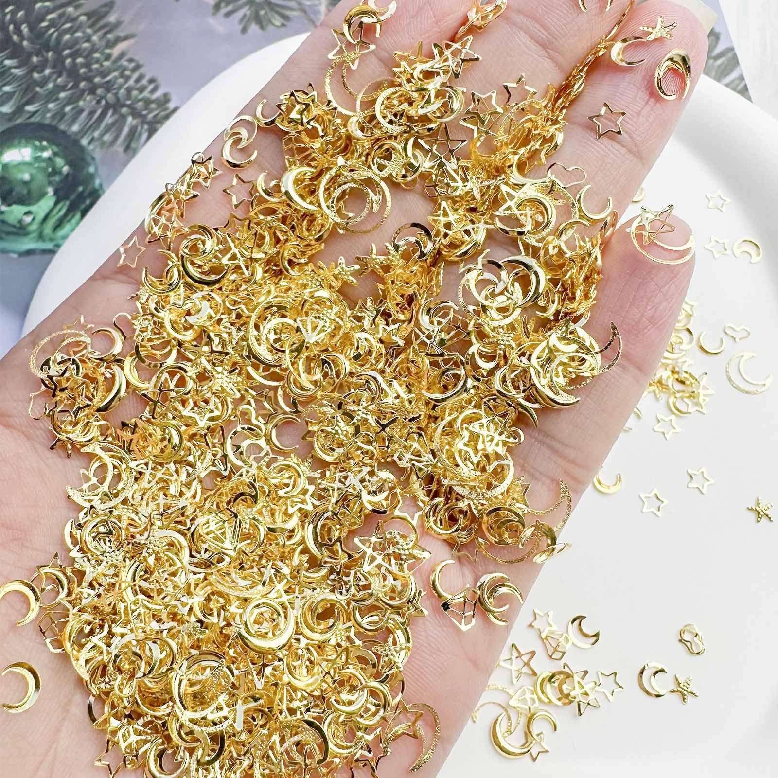 LBPEPAMZ 1000Pcs Mini Gold Star Moon Heart Nail Art Charms Hollow Diamond Shape Alloy Nail Charms 3D Metal Starfish Love Heart Nail Gems Nail Supplies