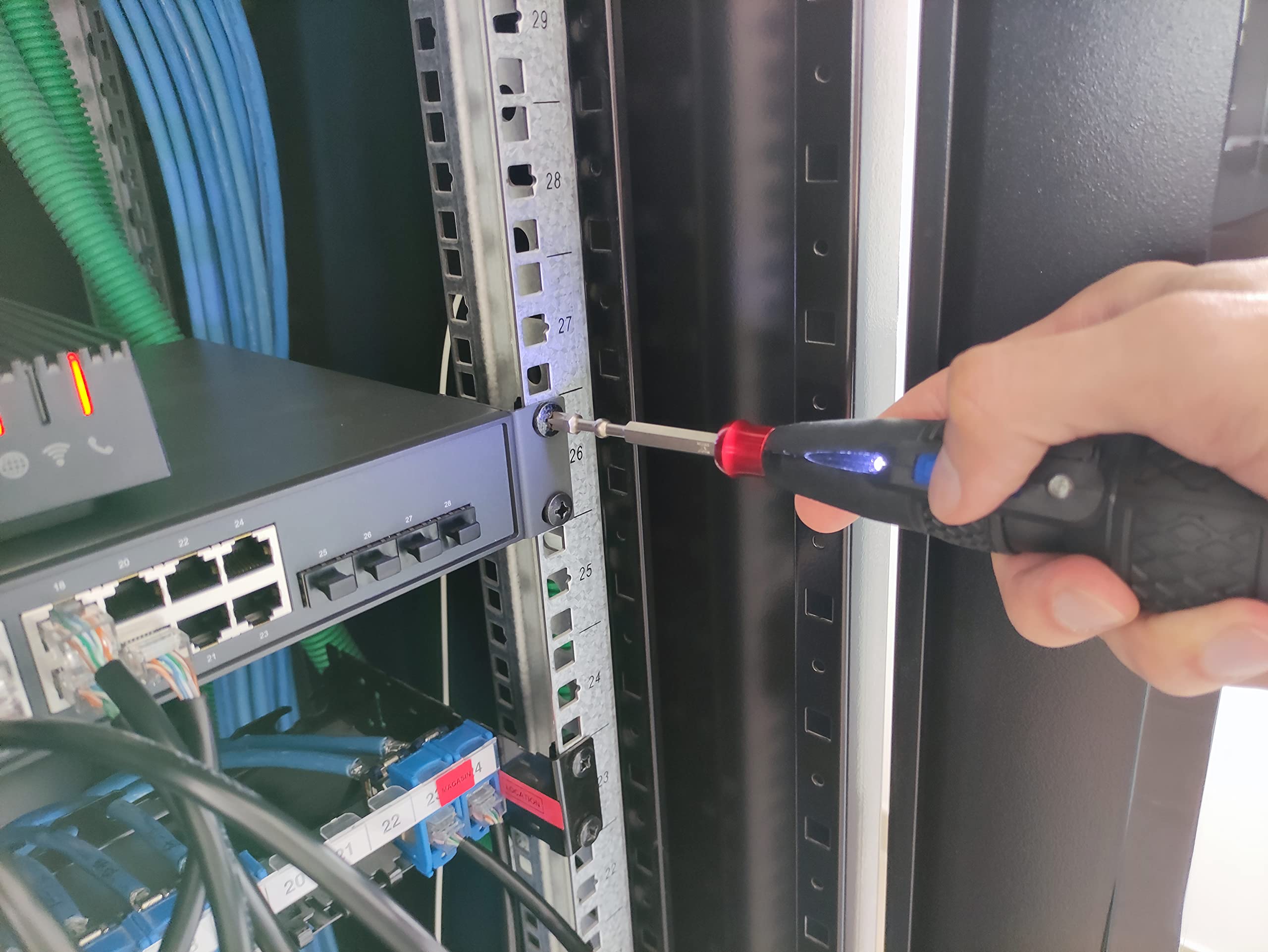 VESSEL Tournevis à assistance électrique 220USB-1F