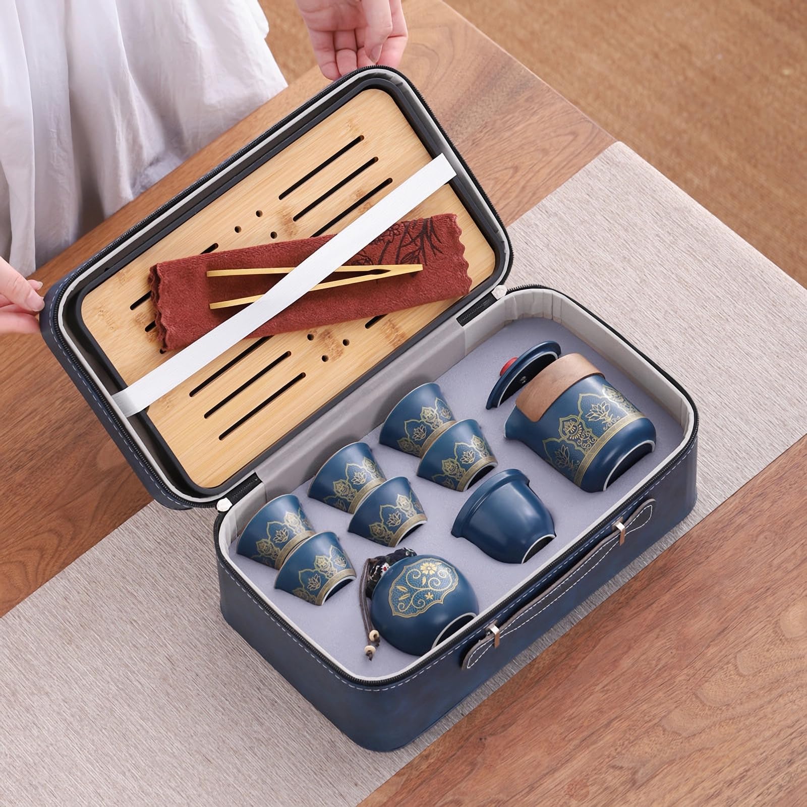Servizio da tè in porcellana, set da tè cinese da viaggio con 6 tazze in ceramica, piccola teiera con filtro integrato per tè sfuso, elegante blu