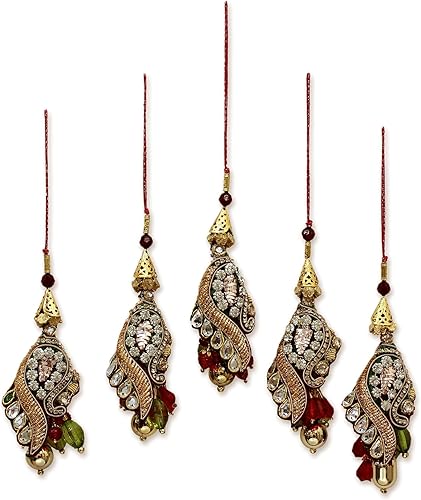 NOVICA Adornos navideños bordados con cuentas a mano de color rojo oscuro y dorado, Mughal Glam (juego de 5)