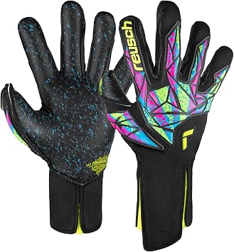 Reusch Attrakt Fusion Strapless AdaptiveFlex Goalkeeper Gloves